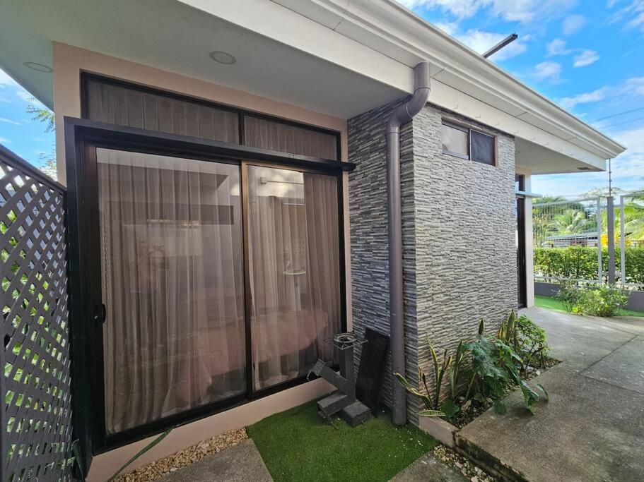 Casa Mooreski NaranjitoLuxury Home sleeps 8