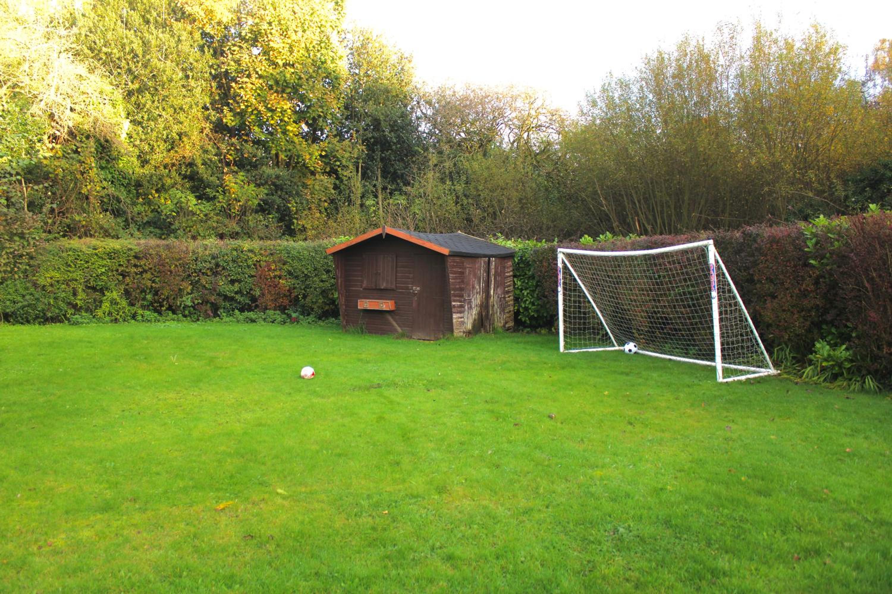 Habberjam Farm - Swimming pool, Hot Tub, Sauna, Games Room view 4