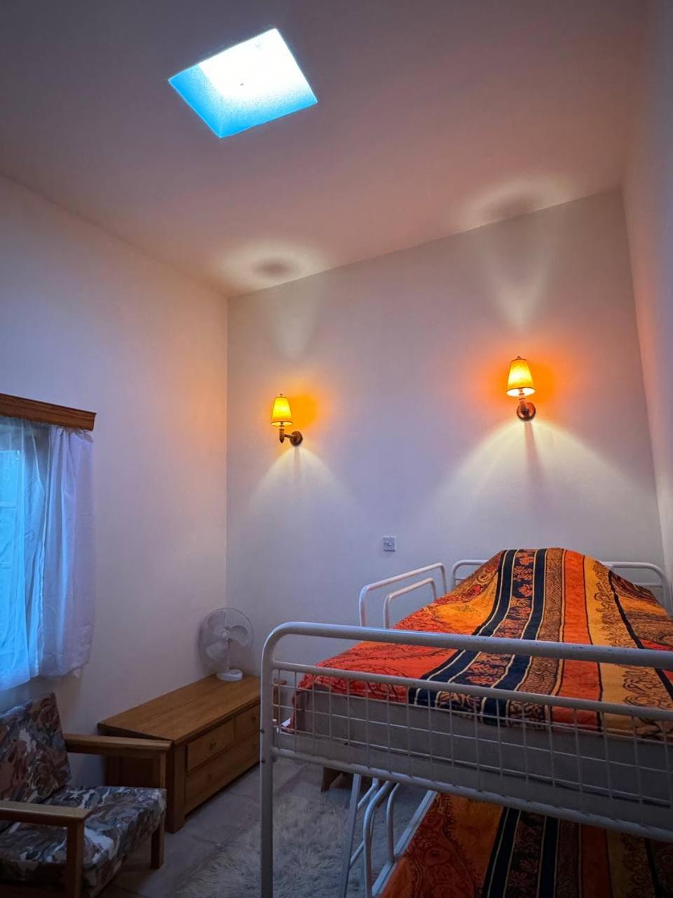 AsteriA Arodes 3D House