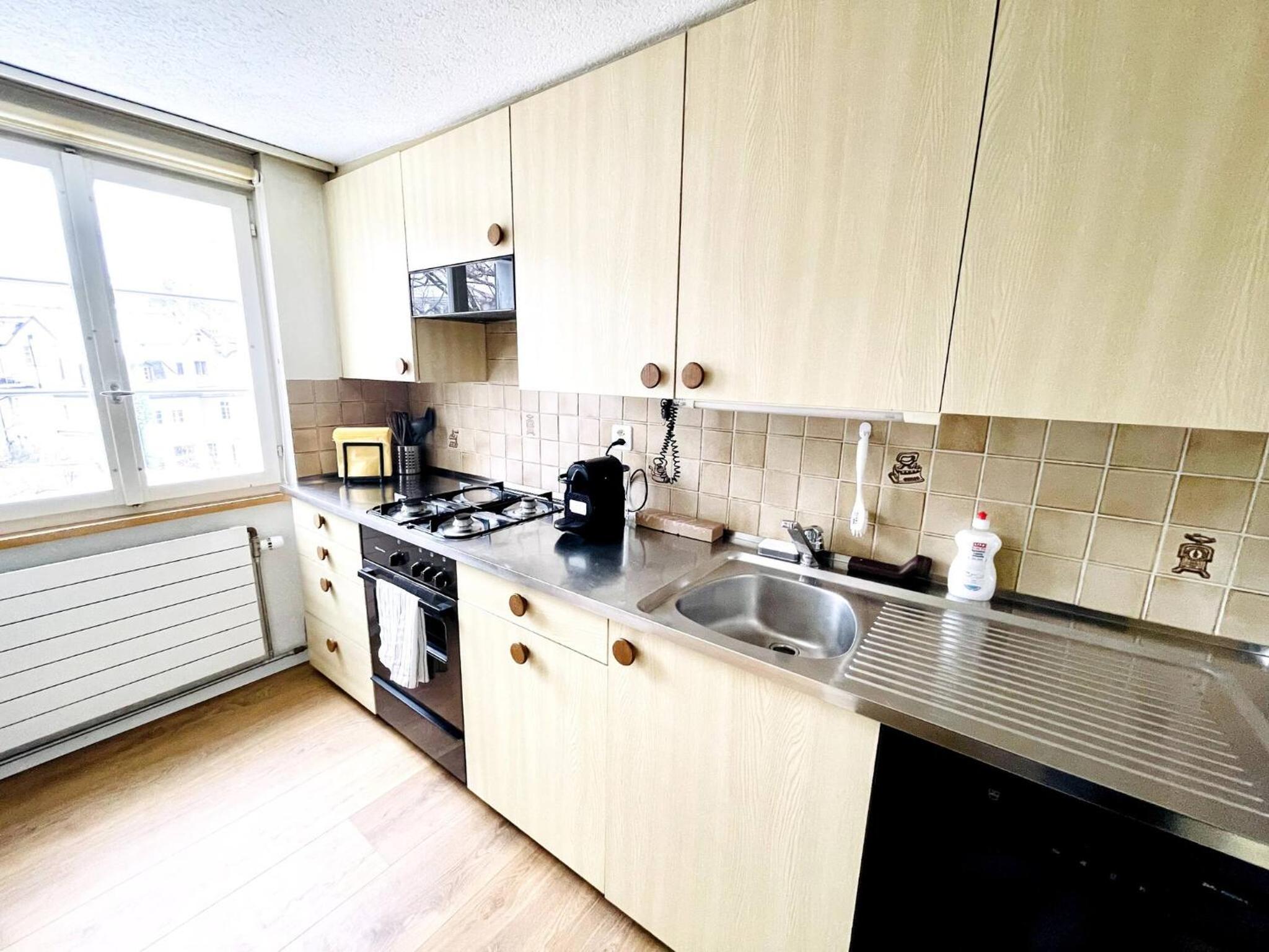 Einzigartige Schone Altbau- Wohnung Im Zentrum