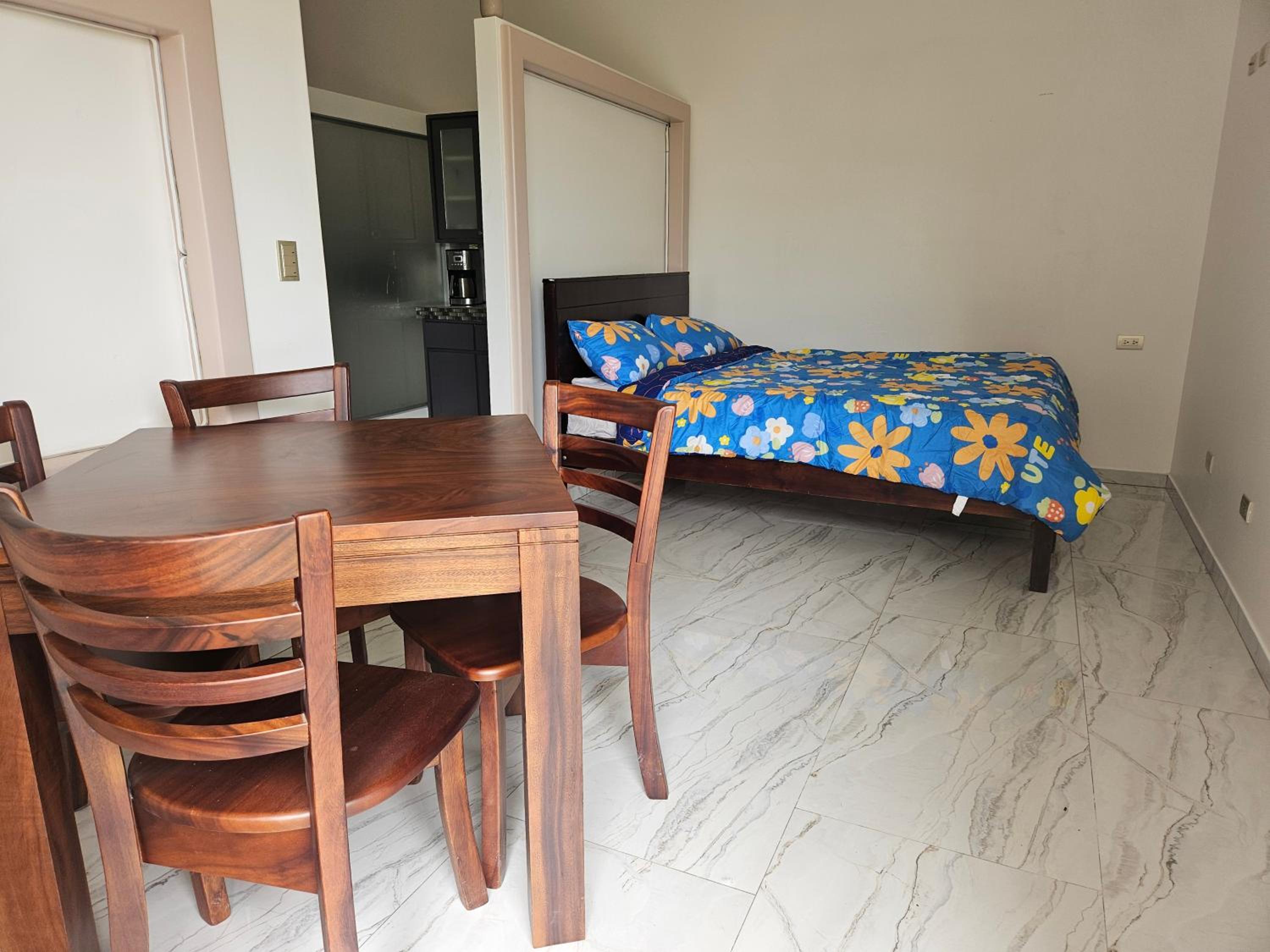 Casa Mooreski Naranjito Apartment sleeps 4