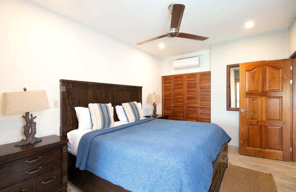 Newly Remodeled Beachfront Condo, Ground-Floor Terrace & Direct Access to Playa Flamingo