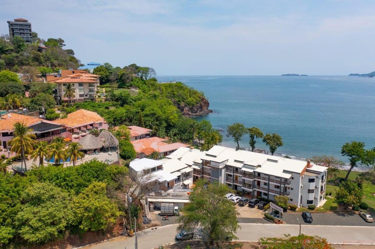 Newly Remodeled Beachfront Condo, Ground-Floor Terrace & Direct Access to Playa Flamingo