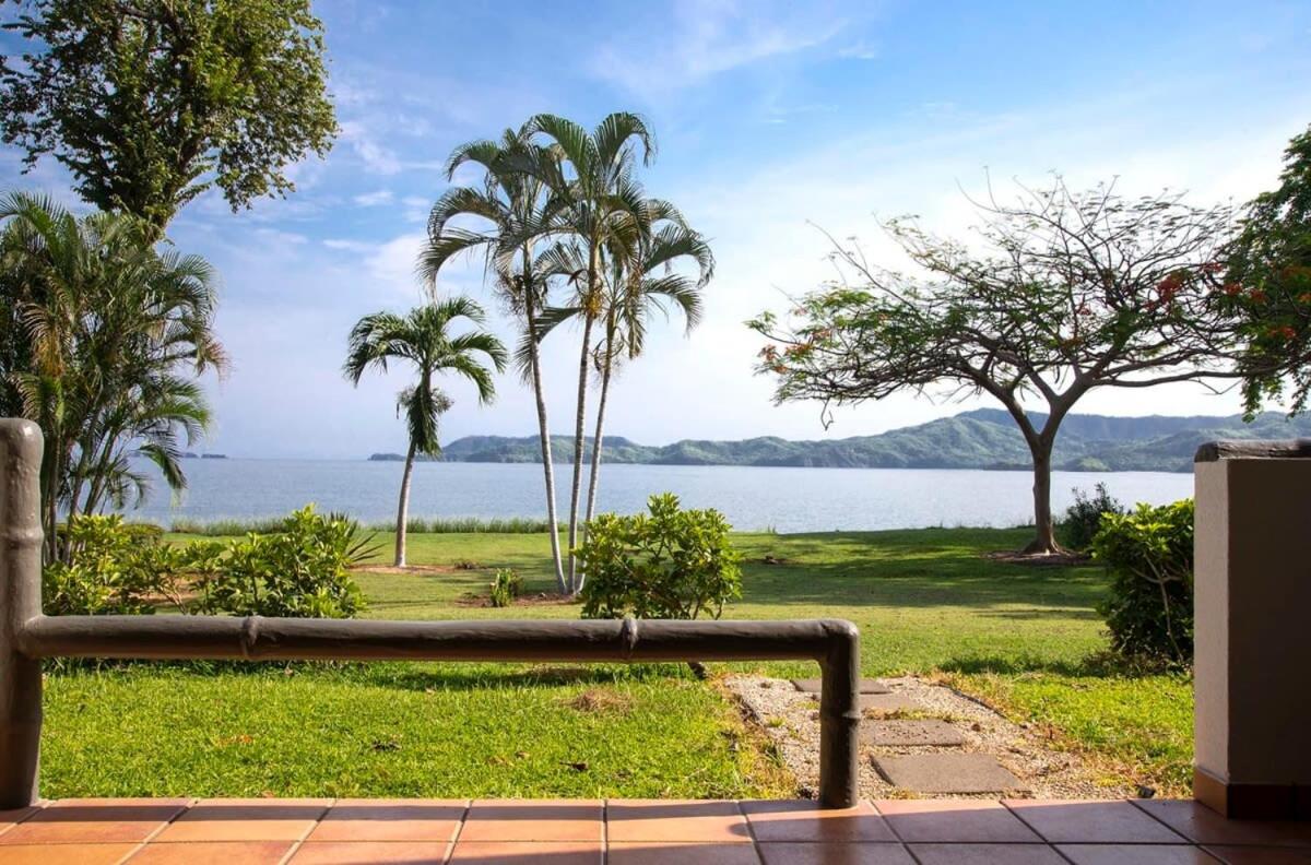 Newly Remodeled Beachfront Condo, Ground-Floor Terrace & Direct Access to Playa Flamingo