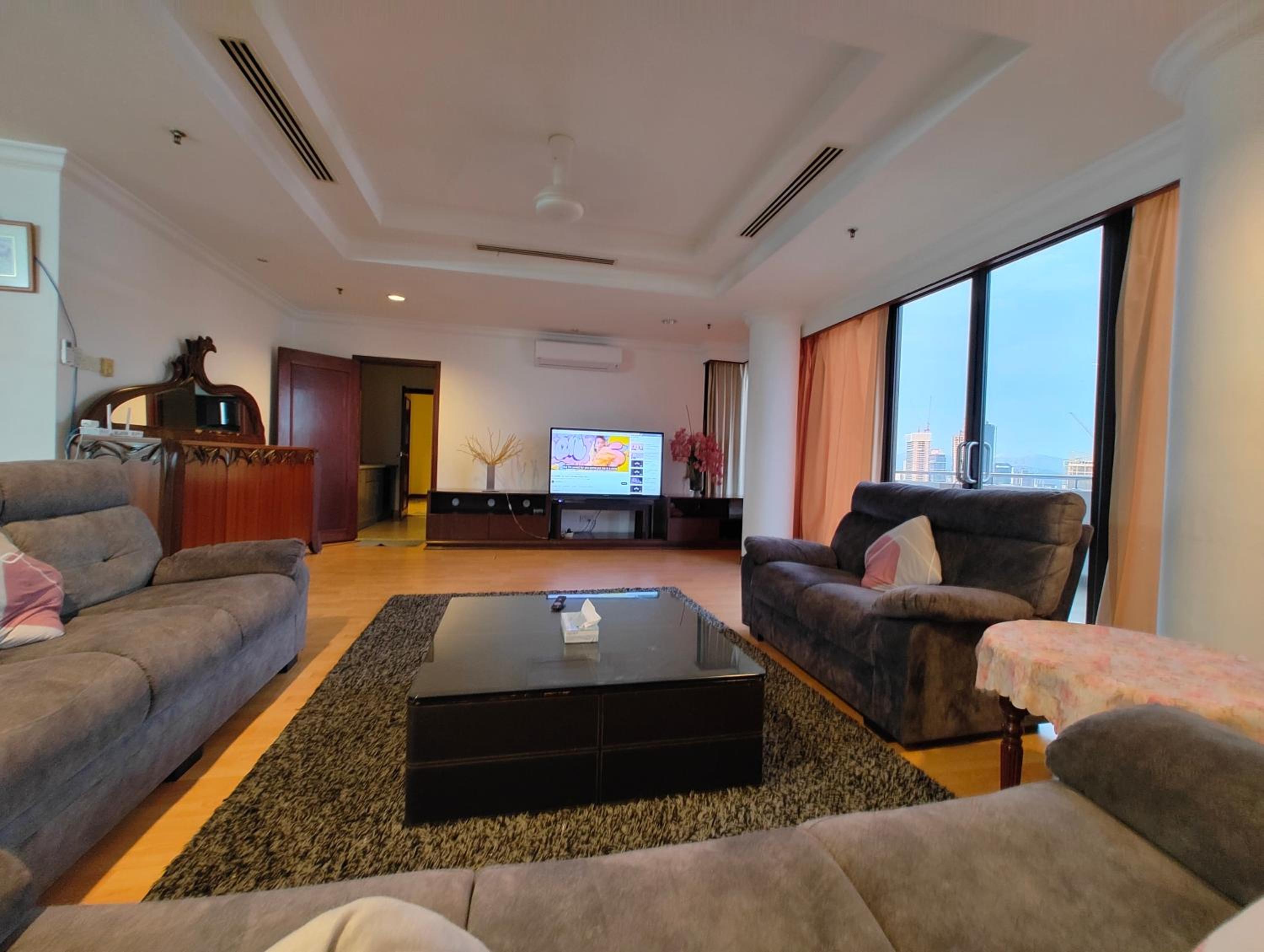 The Hotel Services Suites At Times Square Malaysia