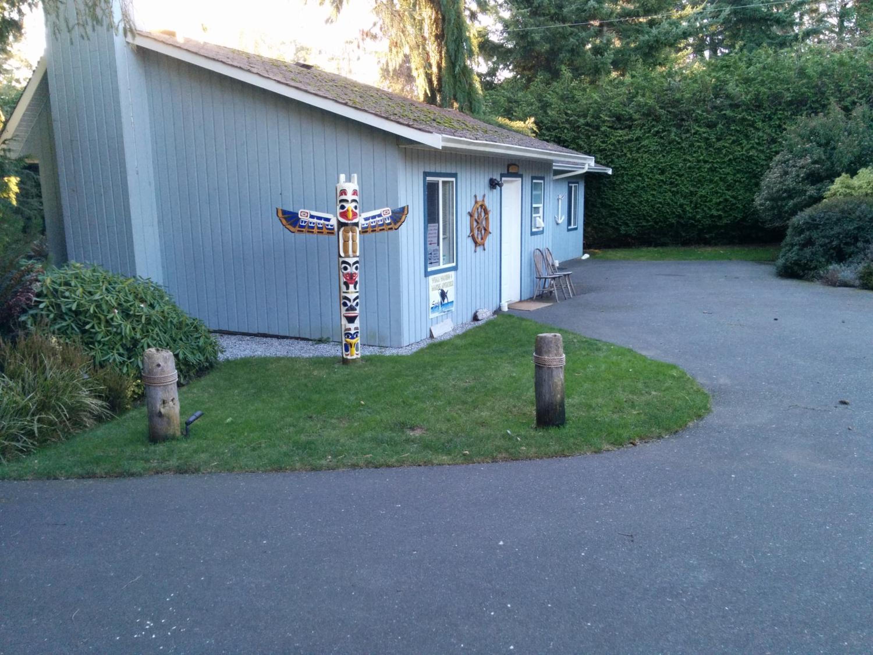 Sooke Vacations - Salty Towers Ocean Front Cottages - Property Image 61