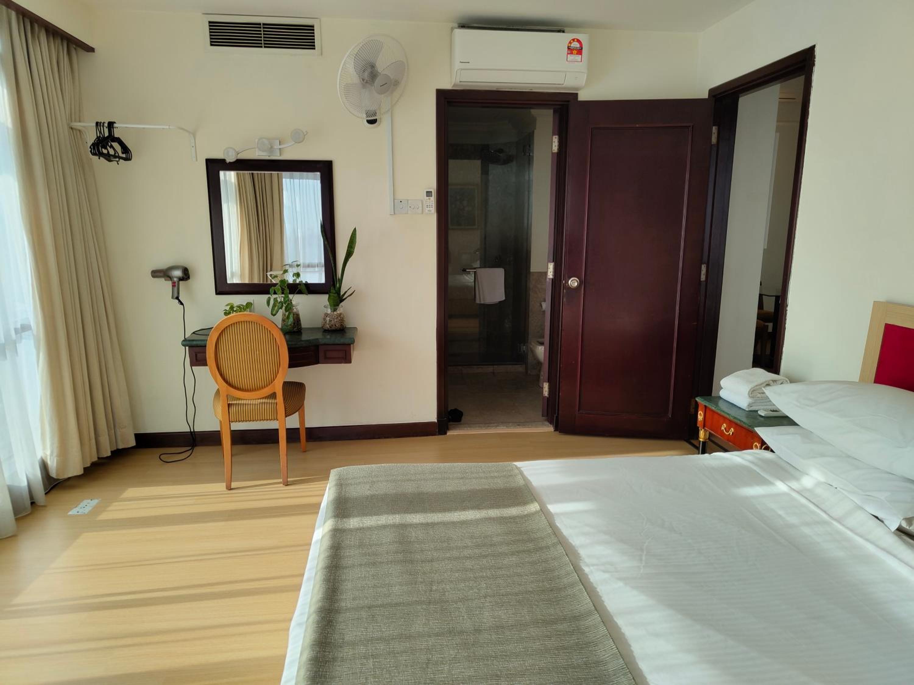 The Hotel Services Suites At Times Square Malaysia