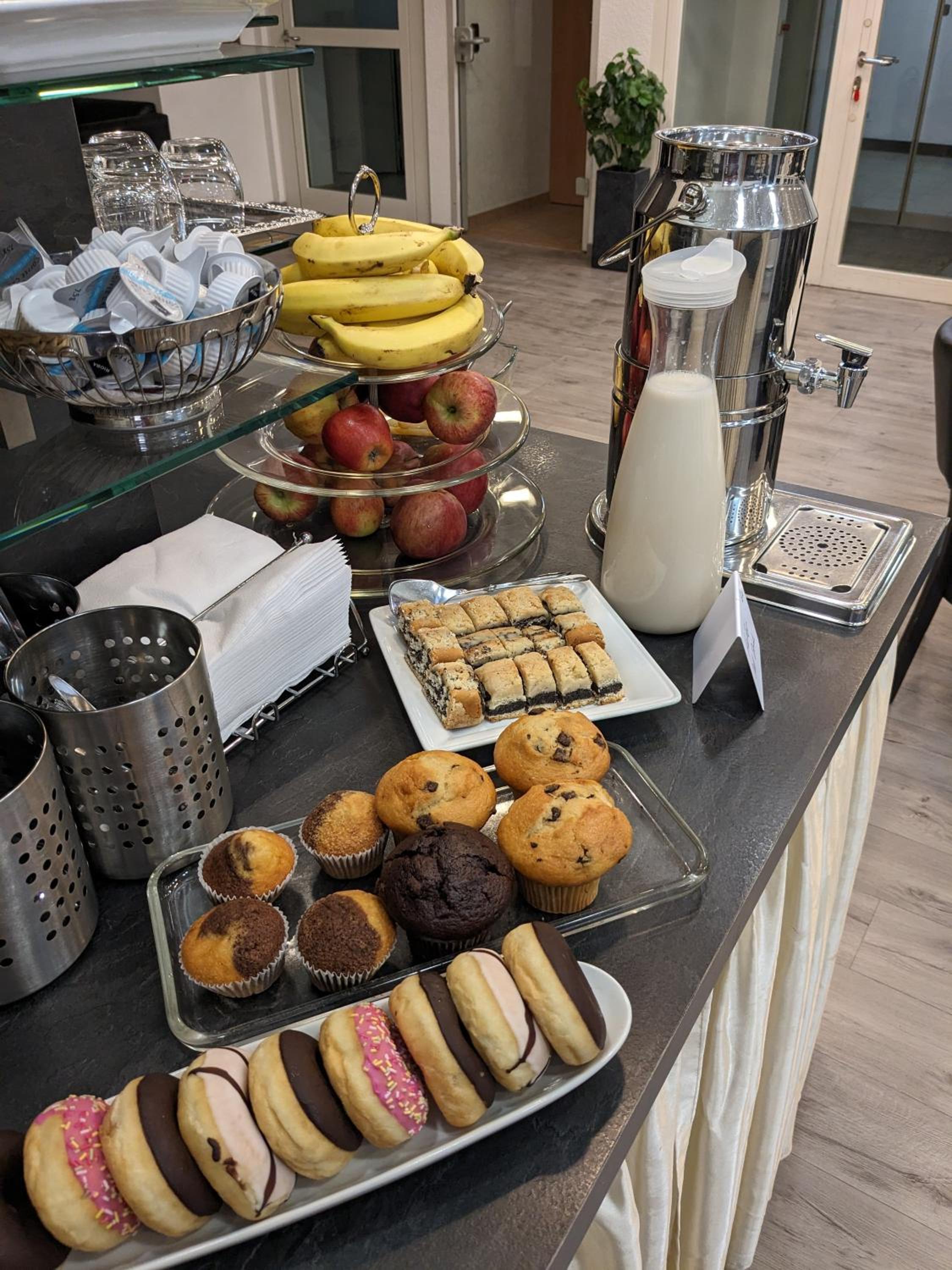 Adler Hotel Frankfurt - Property Image 55