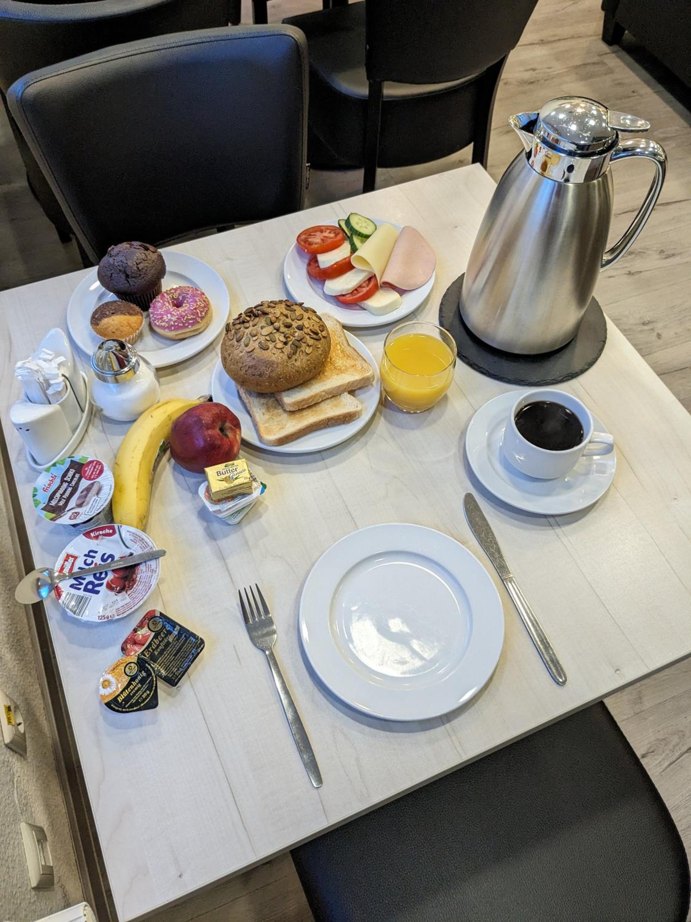 Adler Hotel Frankfurt - Property Image 58