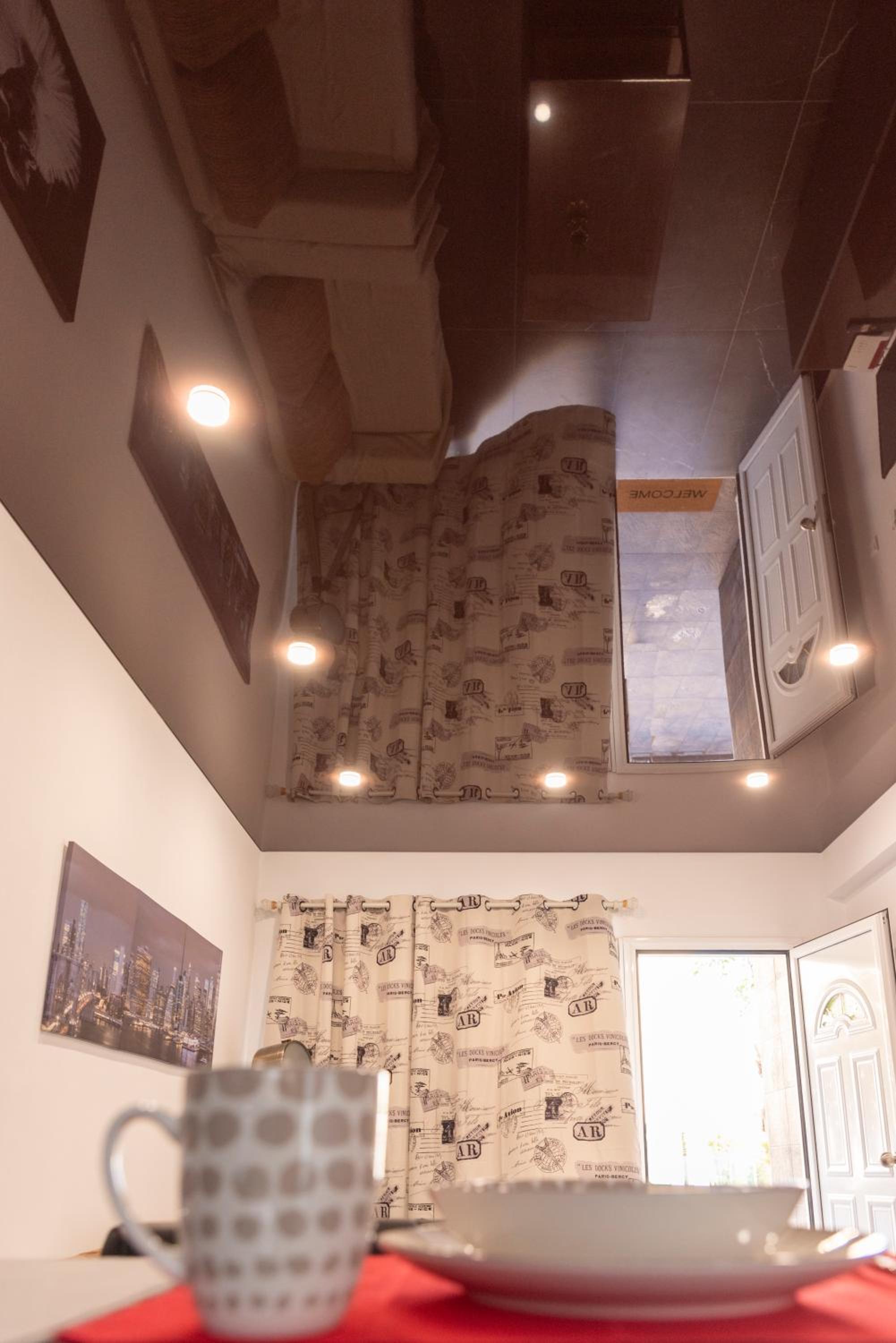 Mackenzie Suite