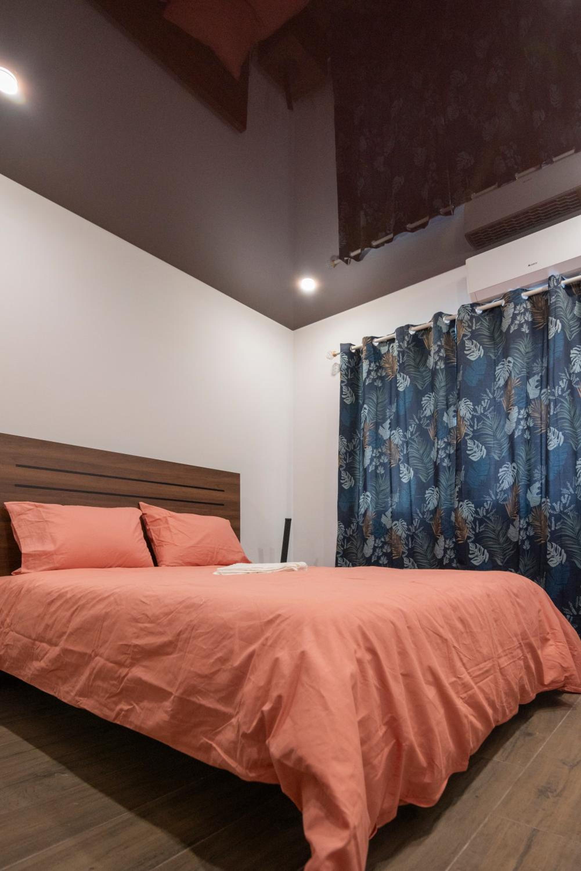 Mackenzie Suite