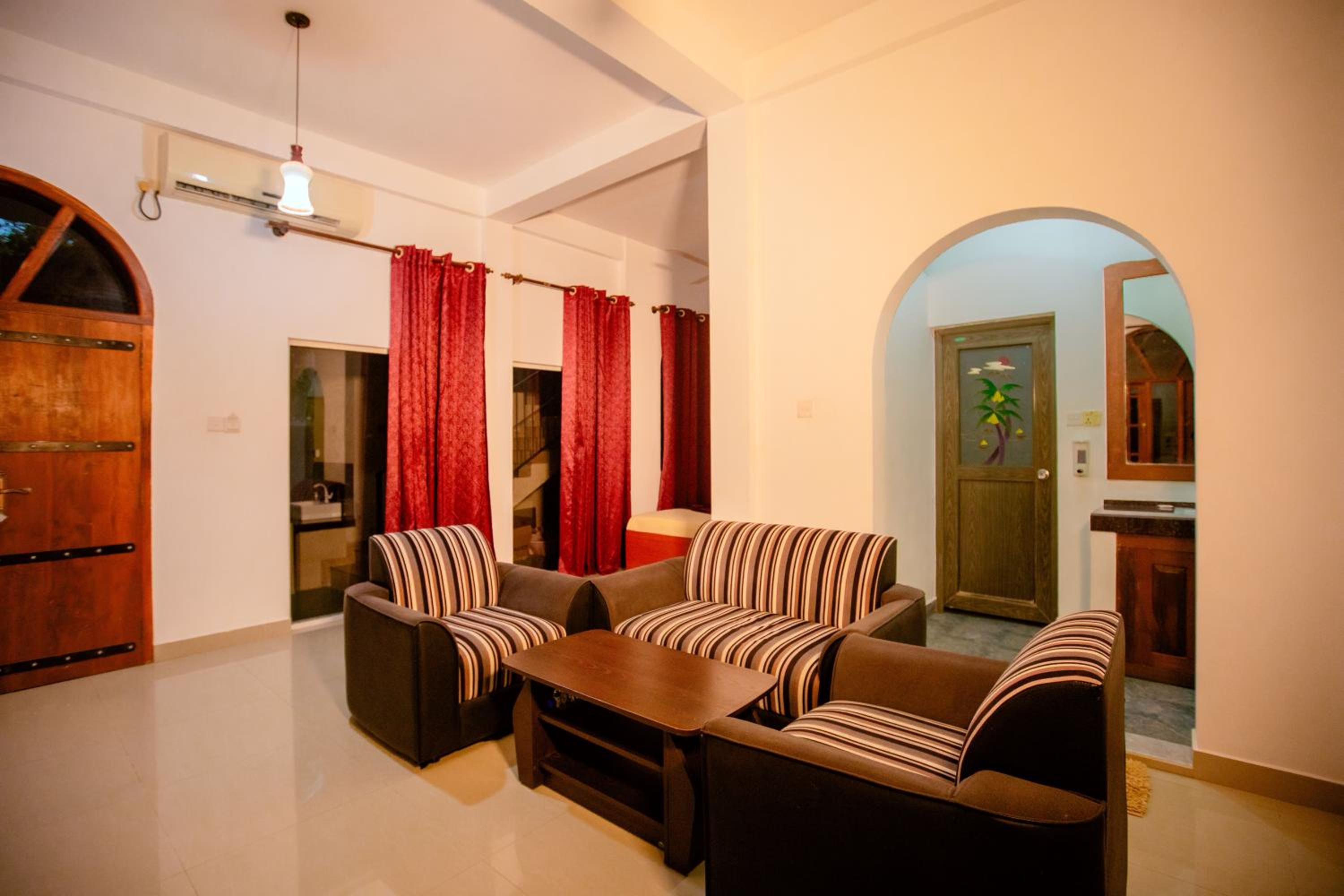 Yala River Face Inn
