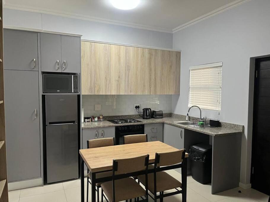 K010 Urban Park, Umhlanga Ridge, 1 bedroom apartment view 2
