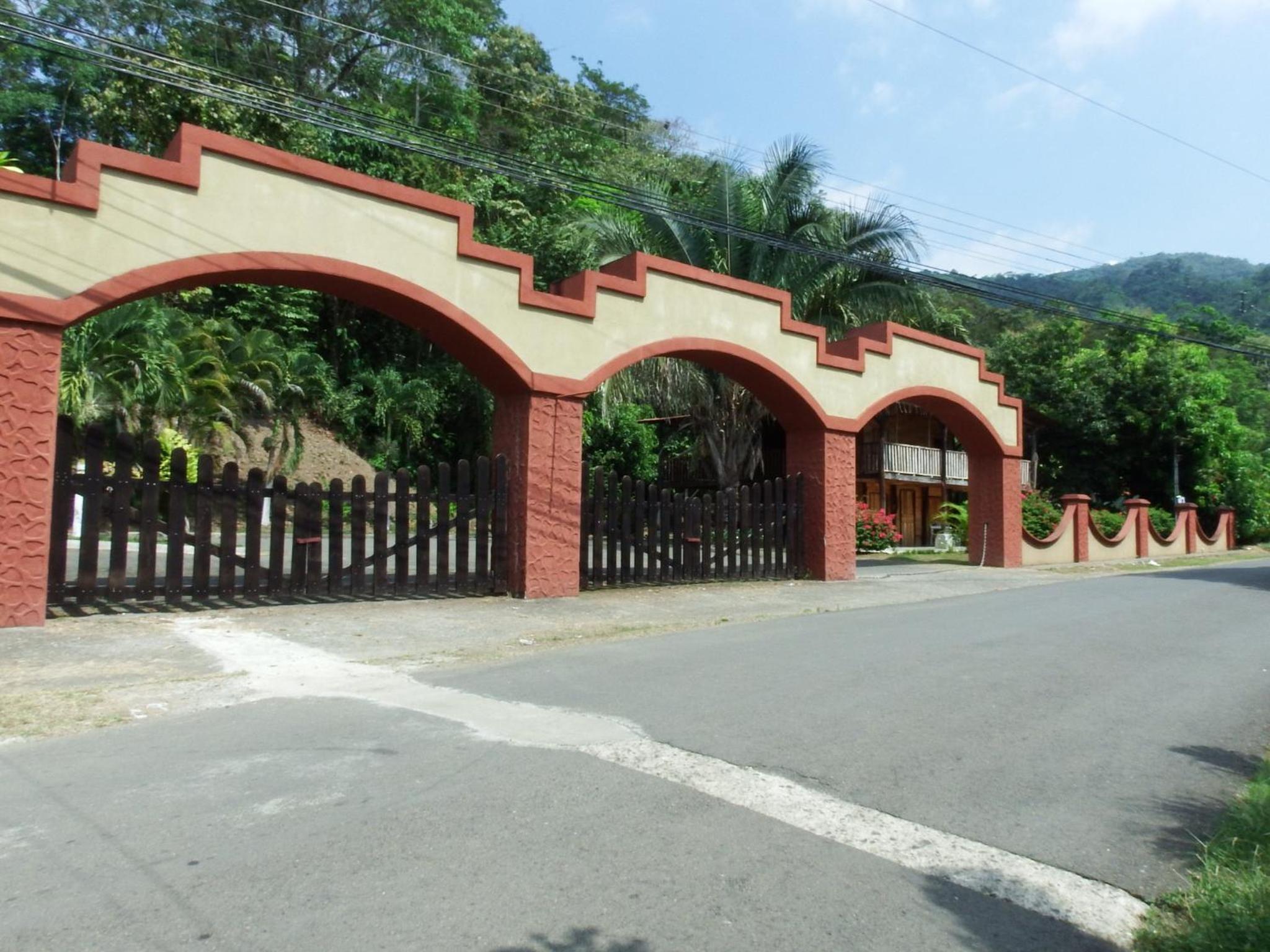 Selva Color - Forest & Beach EcoLodge