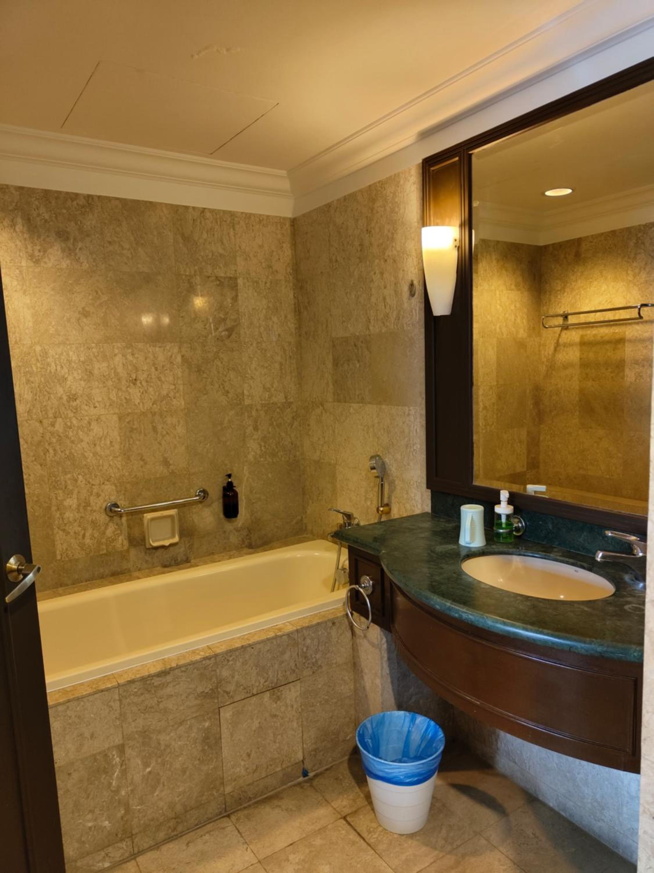 Radission Suites At Times Square Kuala Lumpur