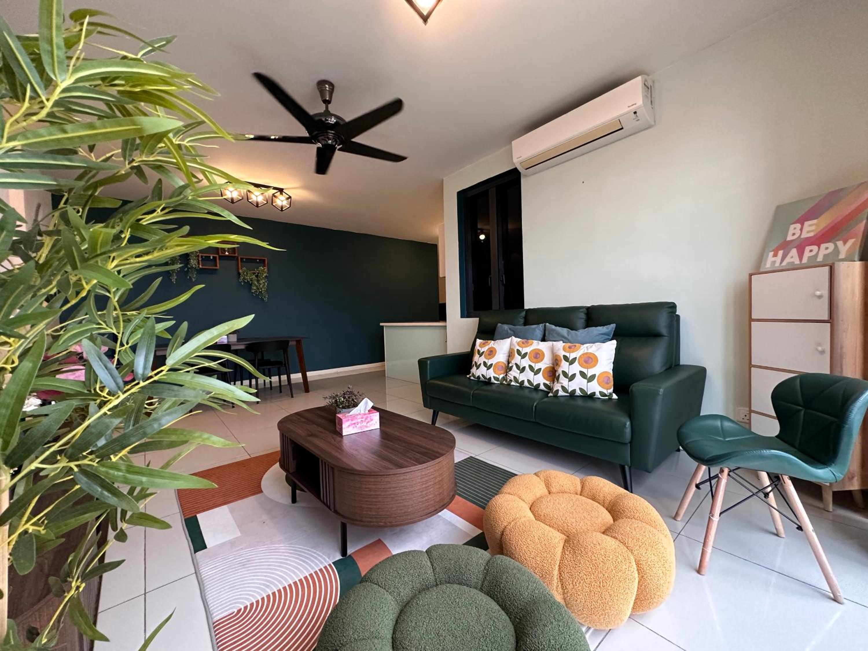 Cozy Vibes Stay at Petaling Jaya with Sky Pool photo 1