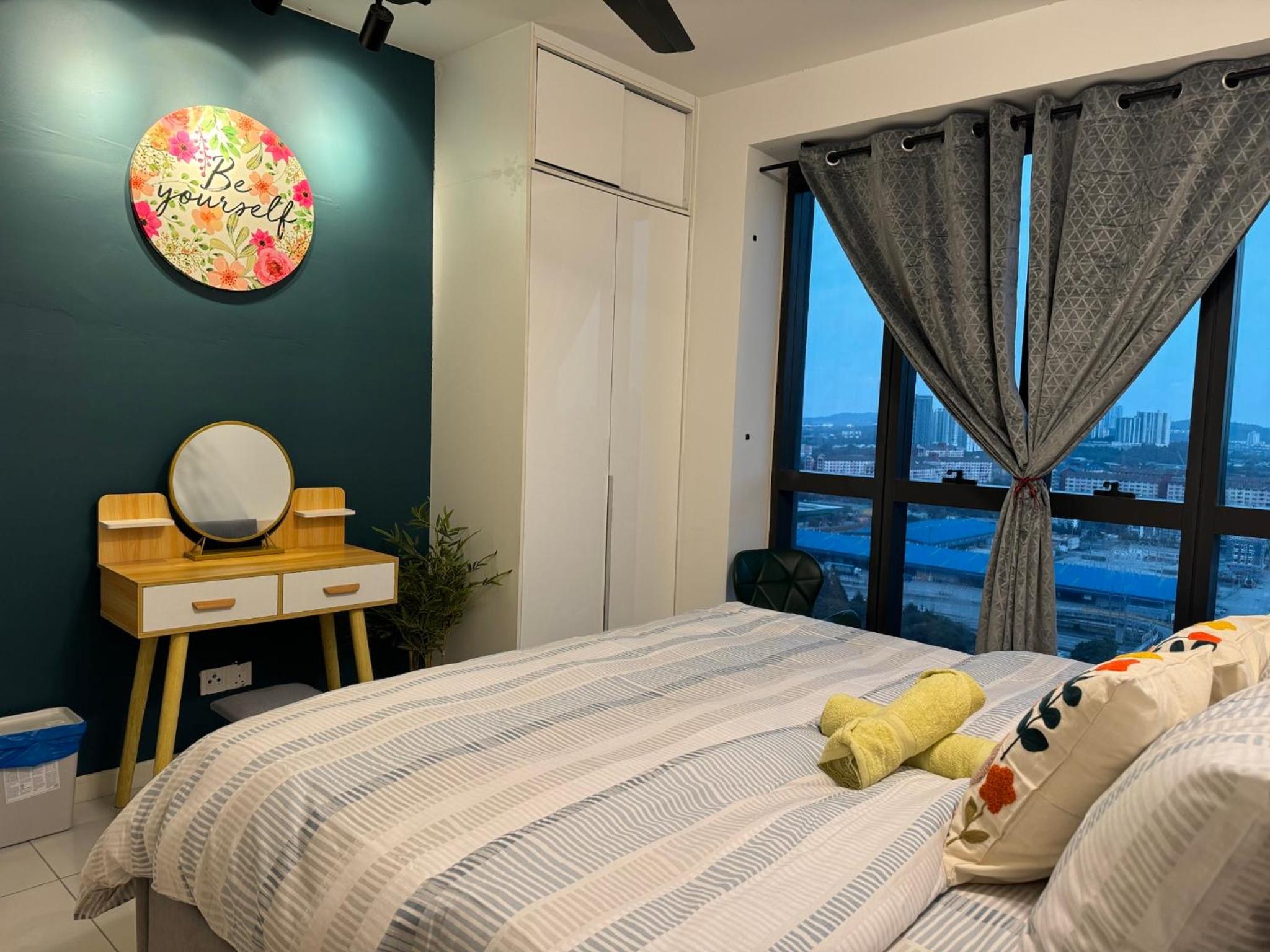 Cozy Vibes Stay at Petaling Jaya with Sky Pool photo 5