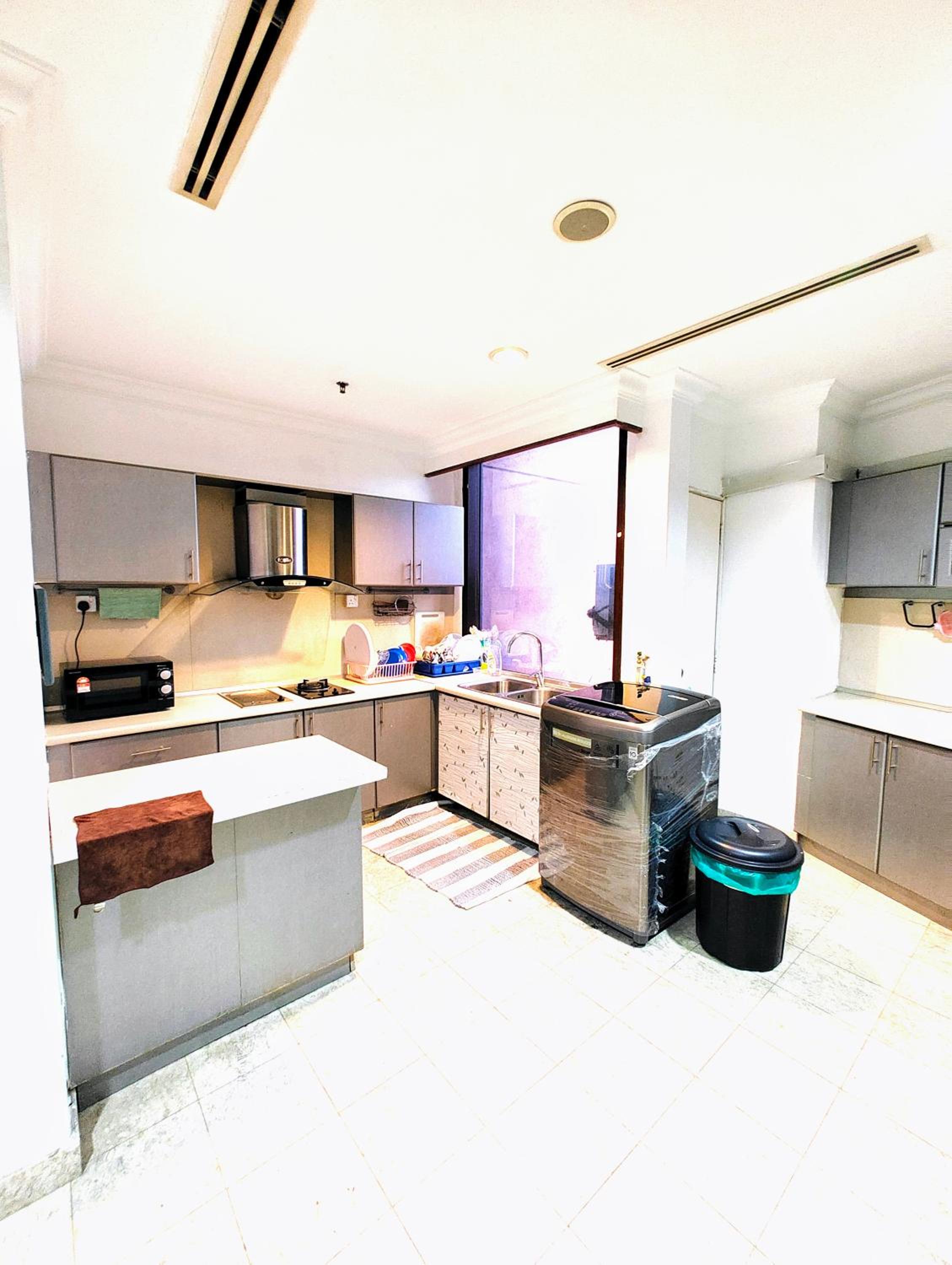 BBS Apartment At Time Square East Lobby