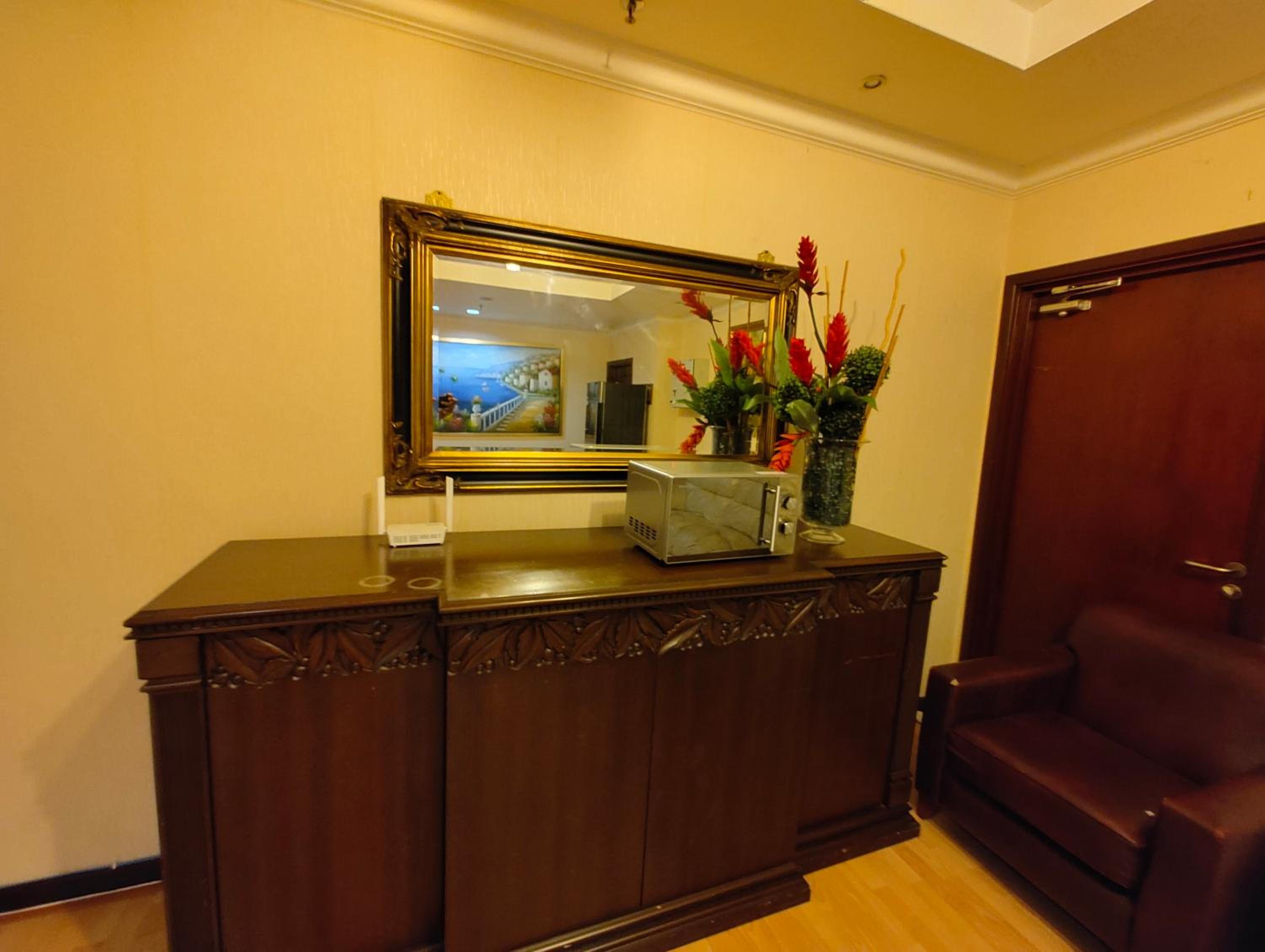 BBS Apartment At Time Square East Lobby