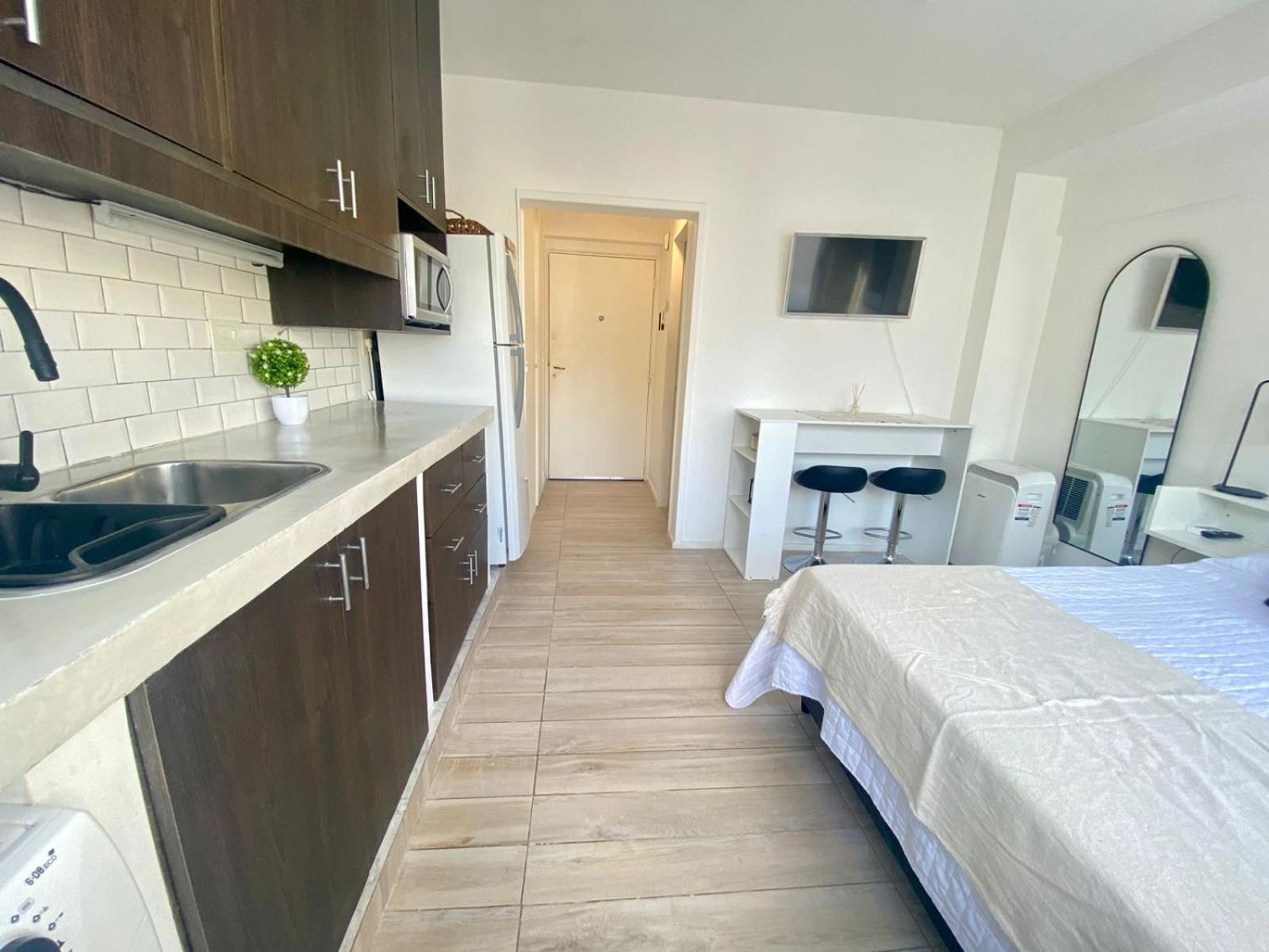Estudio moderno con cocina en Recoleta