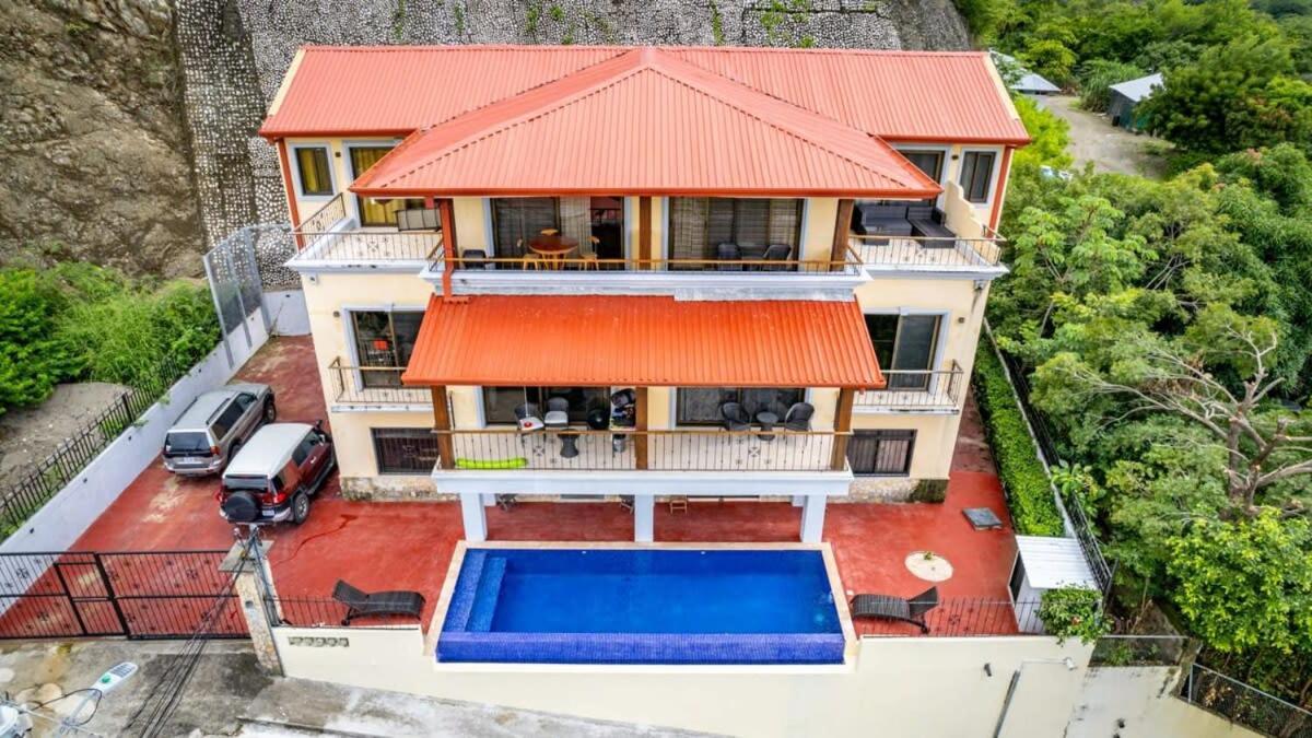 2 Bedroom Ocean-View Condo with Pool