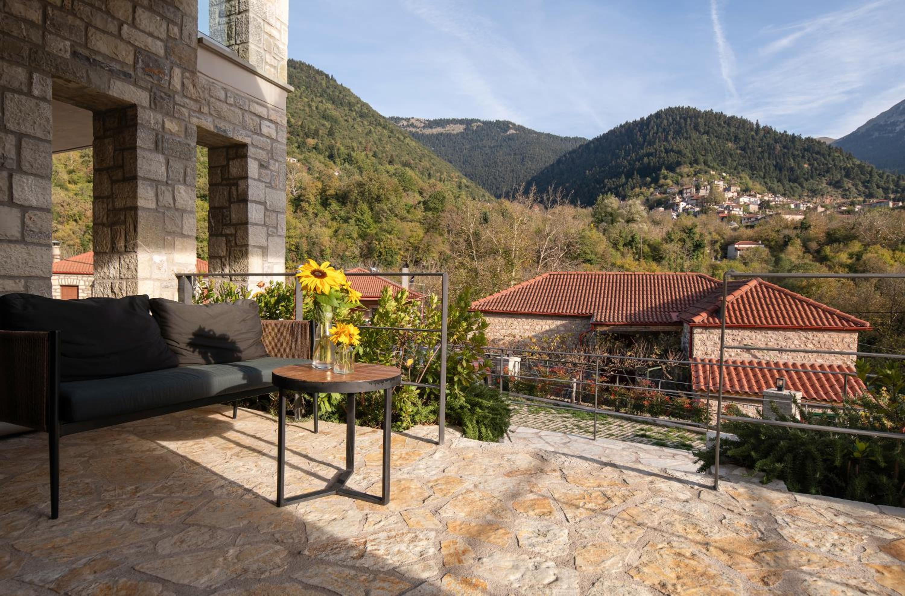 Evora Luxury Suites