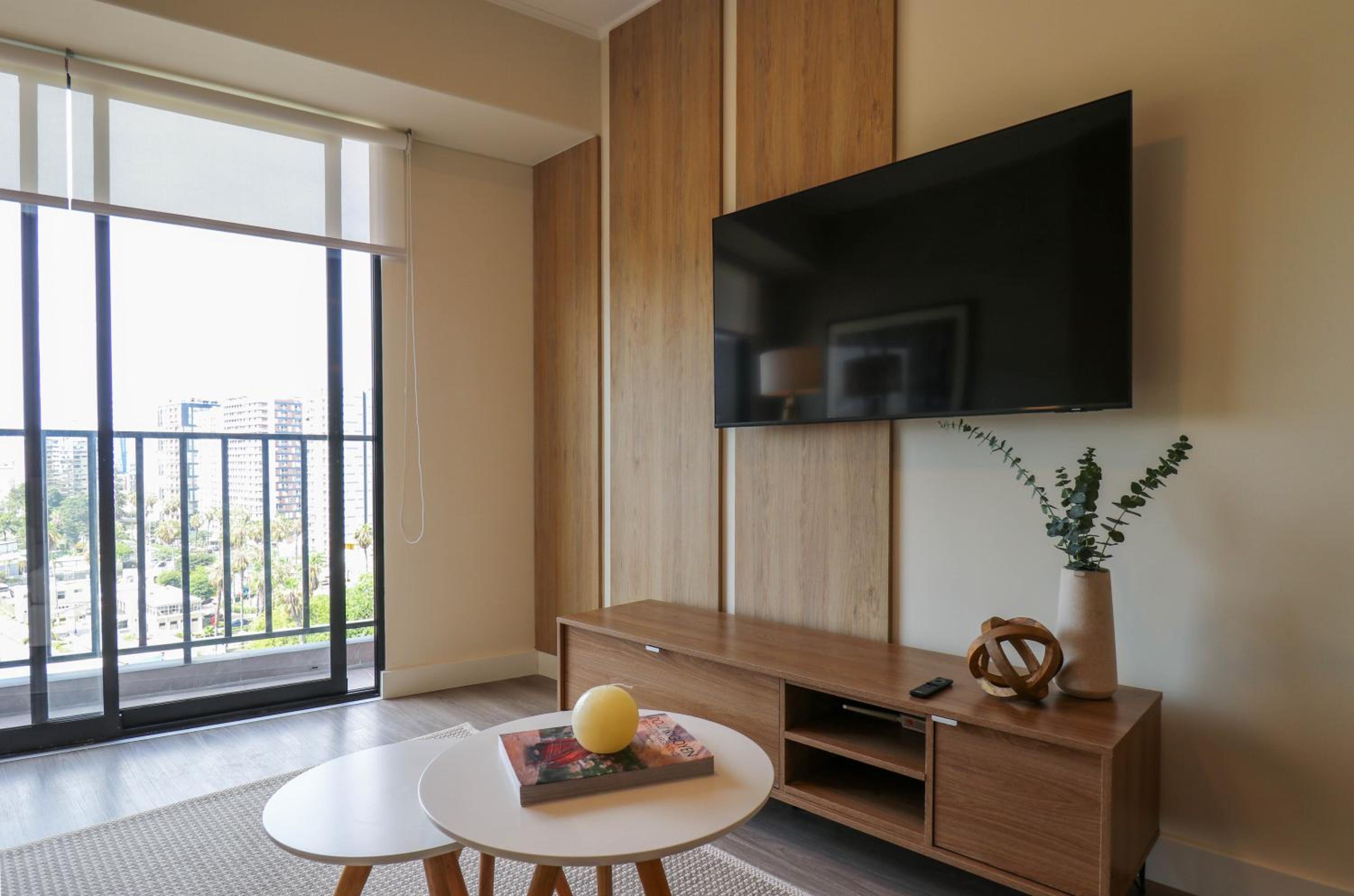Ocean View 1BR with Terrace in Barranco