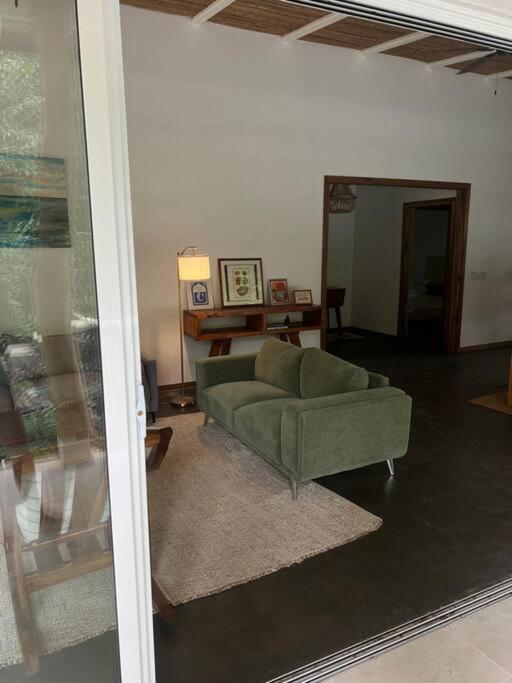 Casa Cemalu 3 bedroom w pool walk to beach