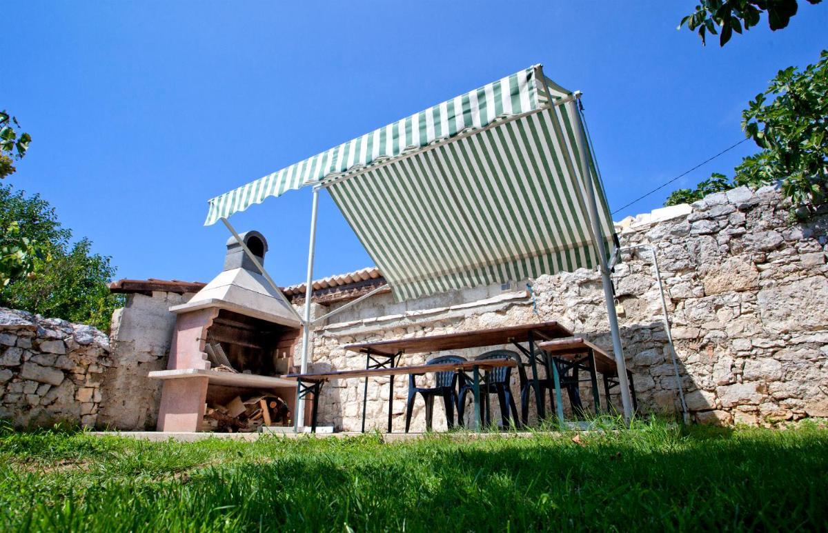 Holiday Home Stancija Becic view 5