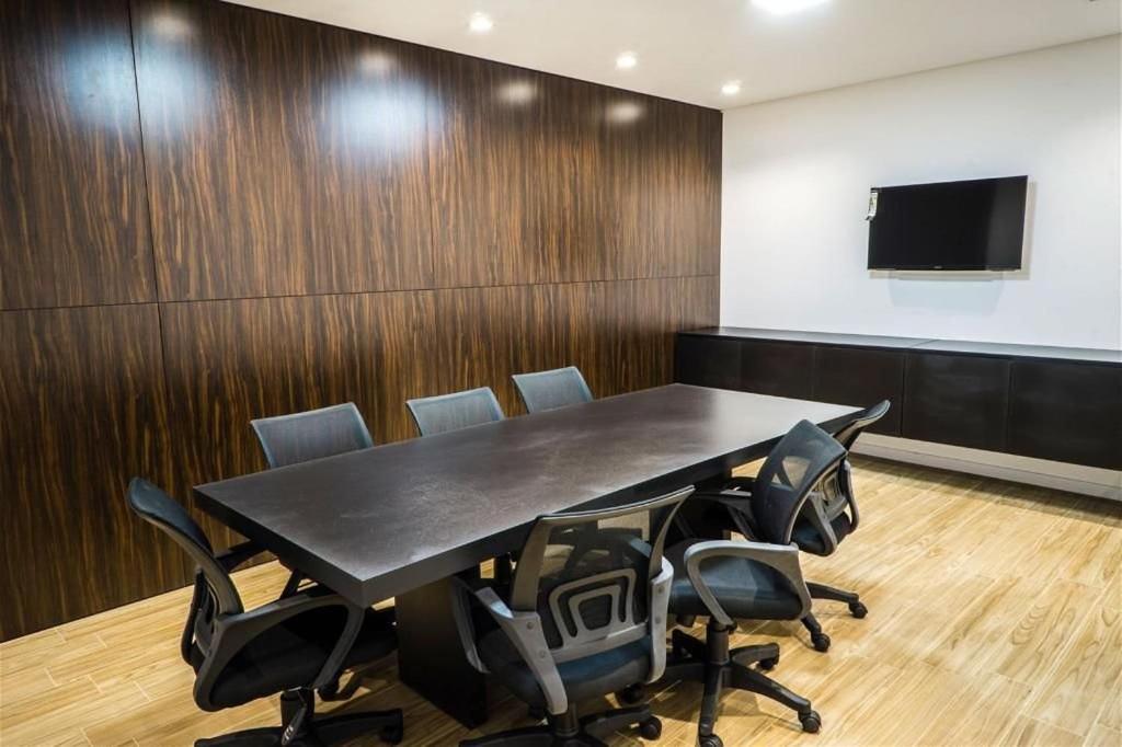 meeting & event spaces