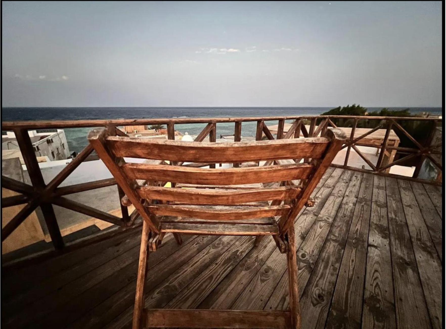 Digital Nomad Hub - Wifi Available