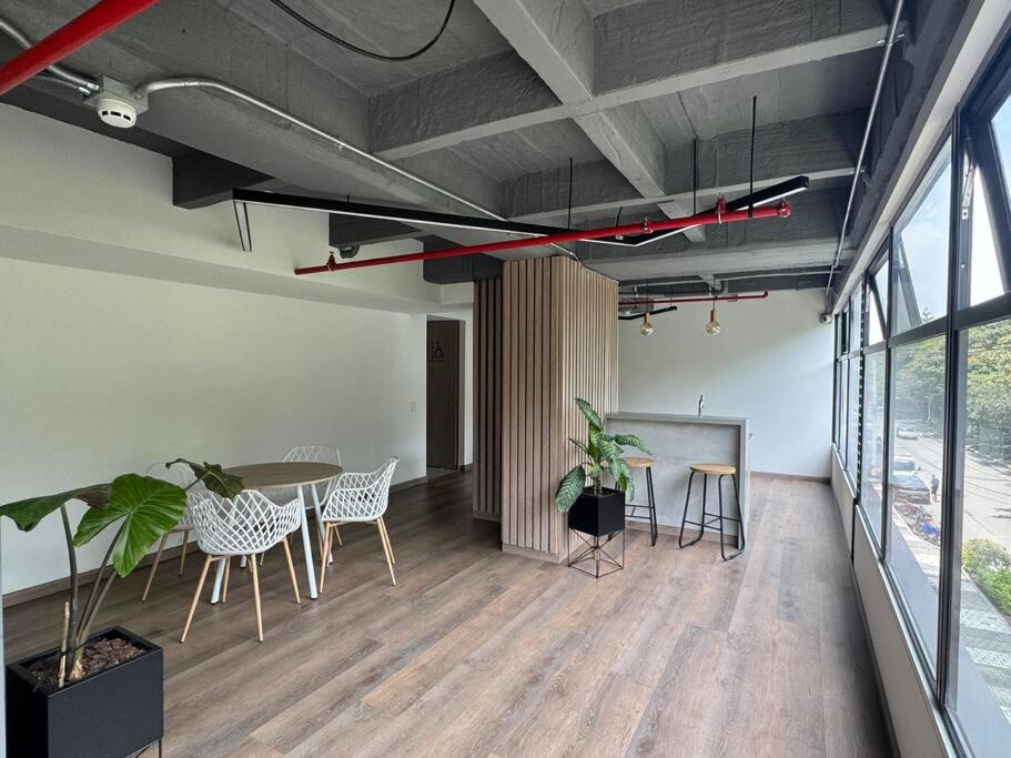 Apartamento en el Poblado ubicación excepcional