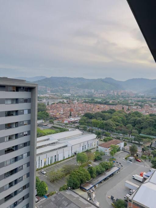 Apartamento en el Poblado ubicación excepcional