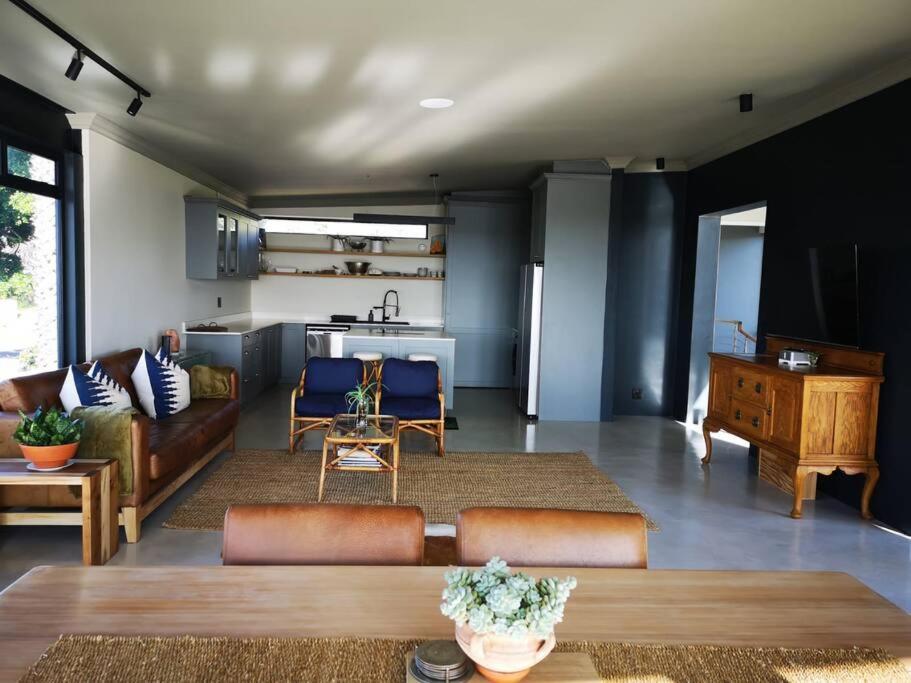 Executive apartment with outstanding view