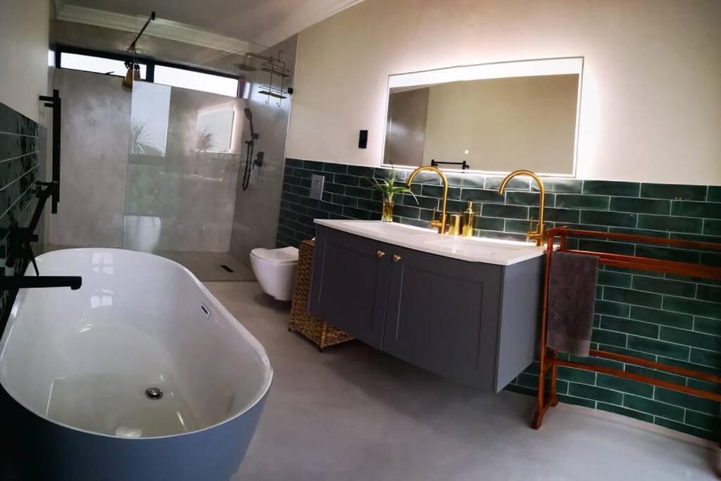 Executive apartment with outstanding view