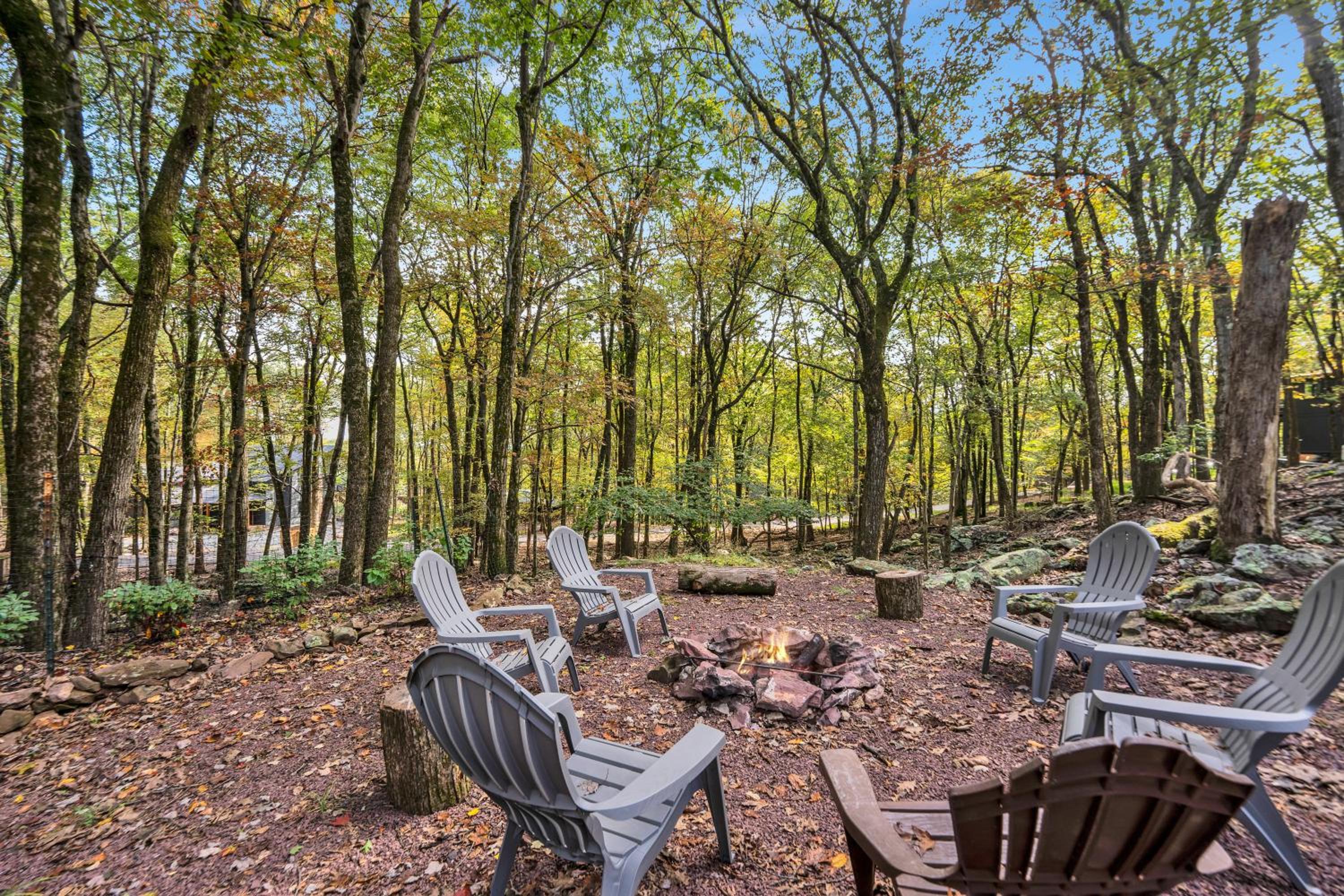 Nature's Paradise with Hot Tub and Fire Pit view 5