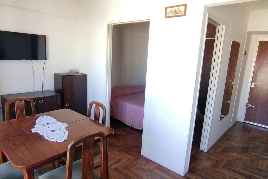 Dpto Hipolito Zona Centro para 2 personas