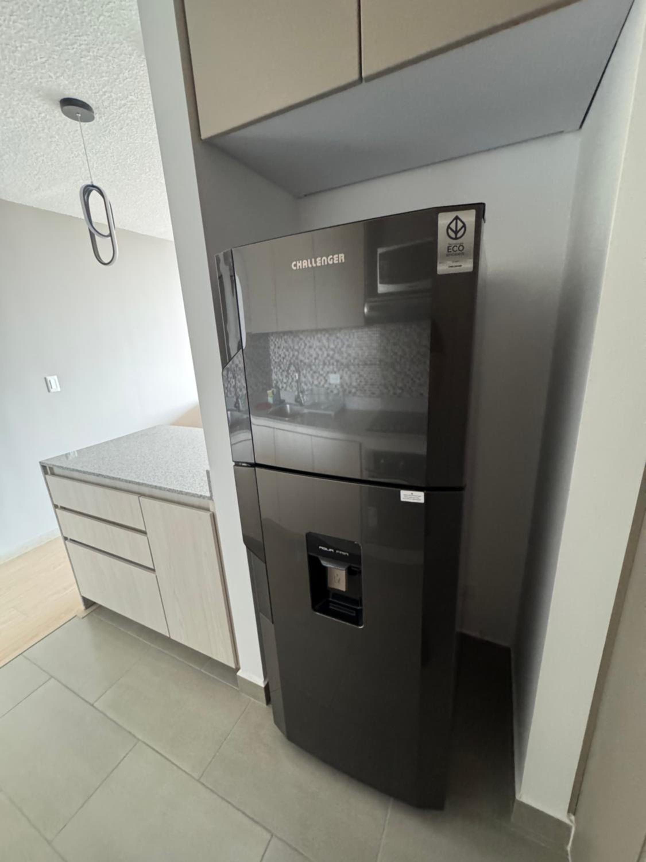 Apartamento norte de Quito, Embajada Americana, Hospital Solca