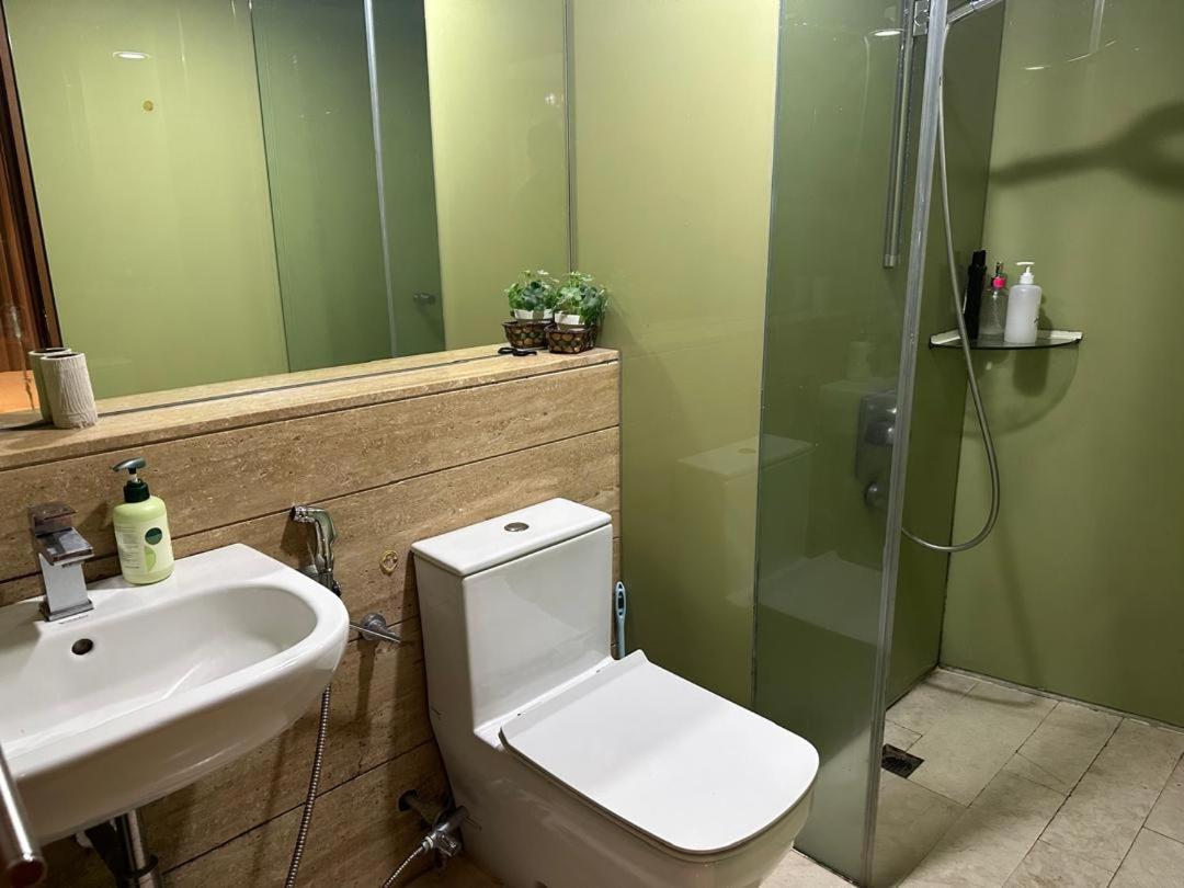 Sky Suites Near City Centre