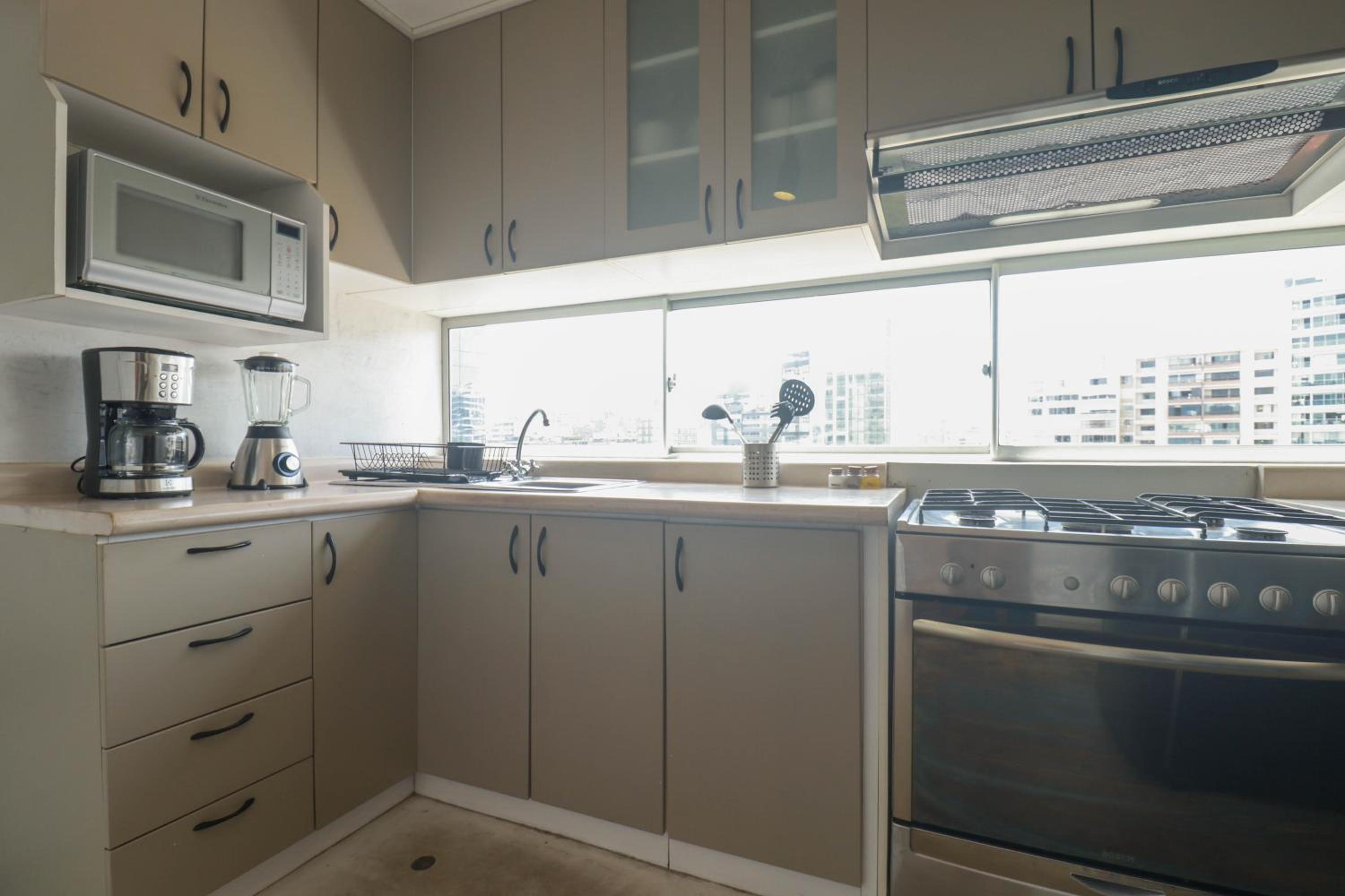 Stylish 3BR with Ocean View en Lima