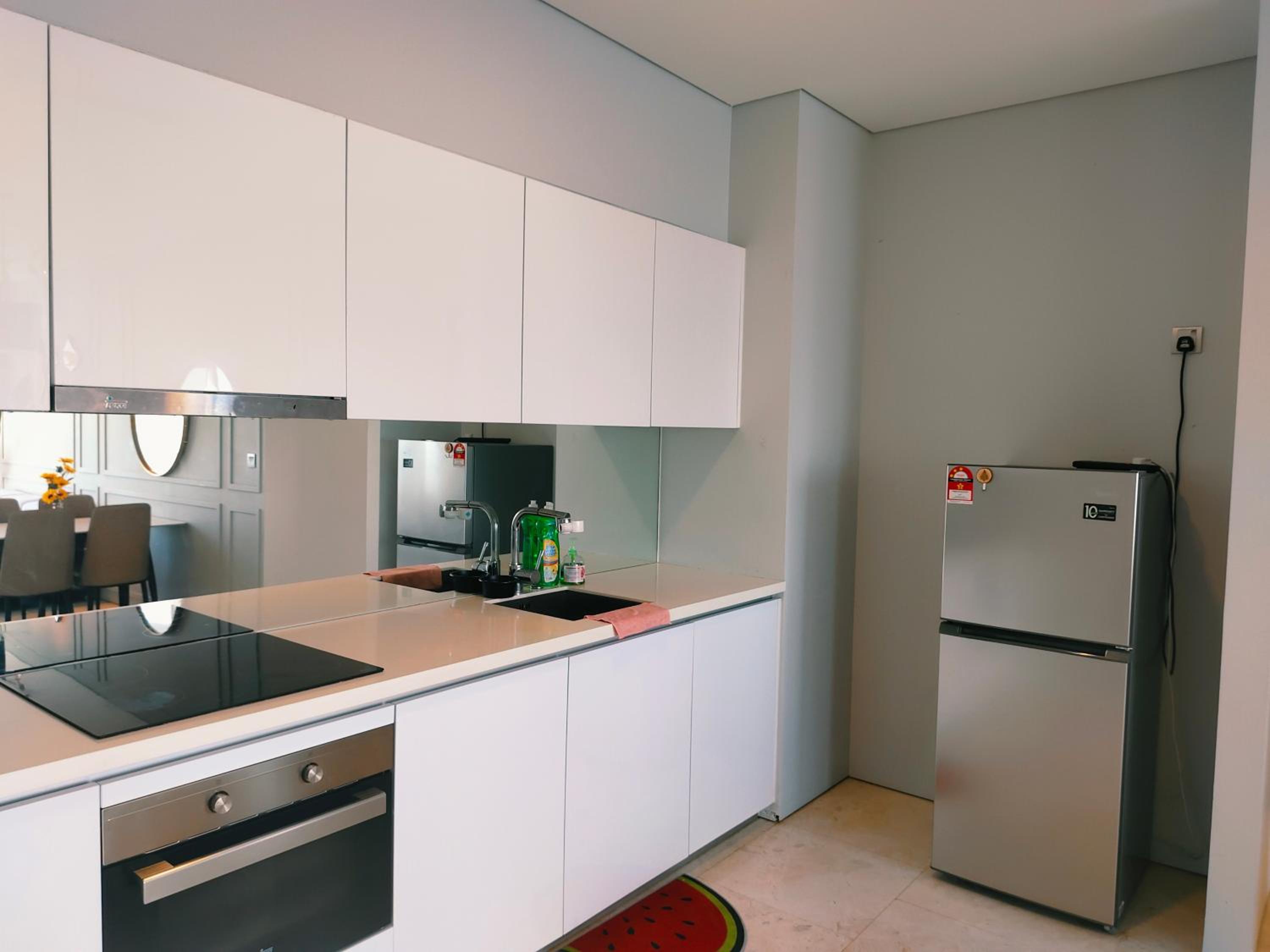 Sky Suites Near City Centre