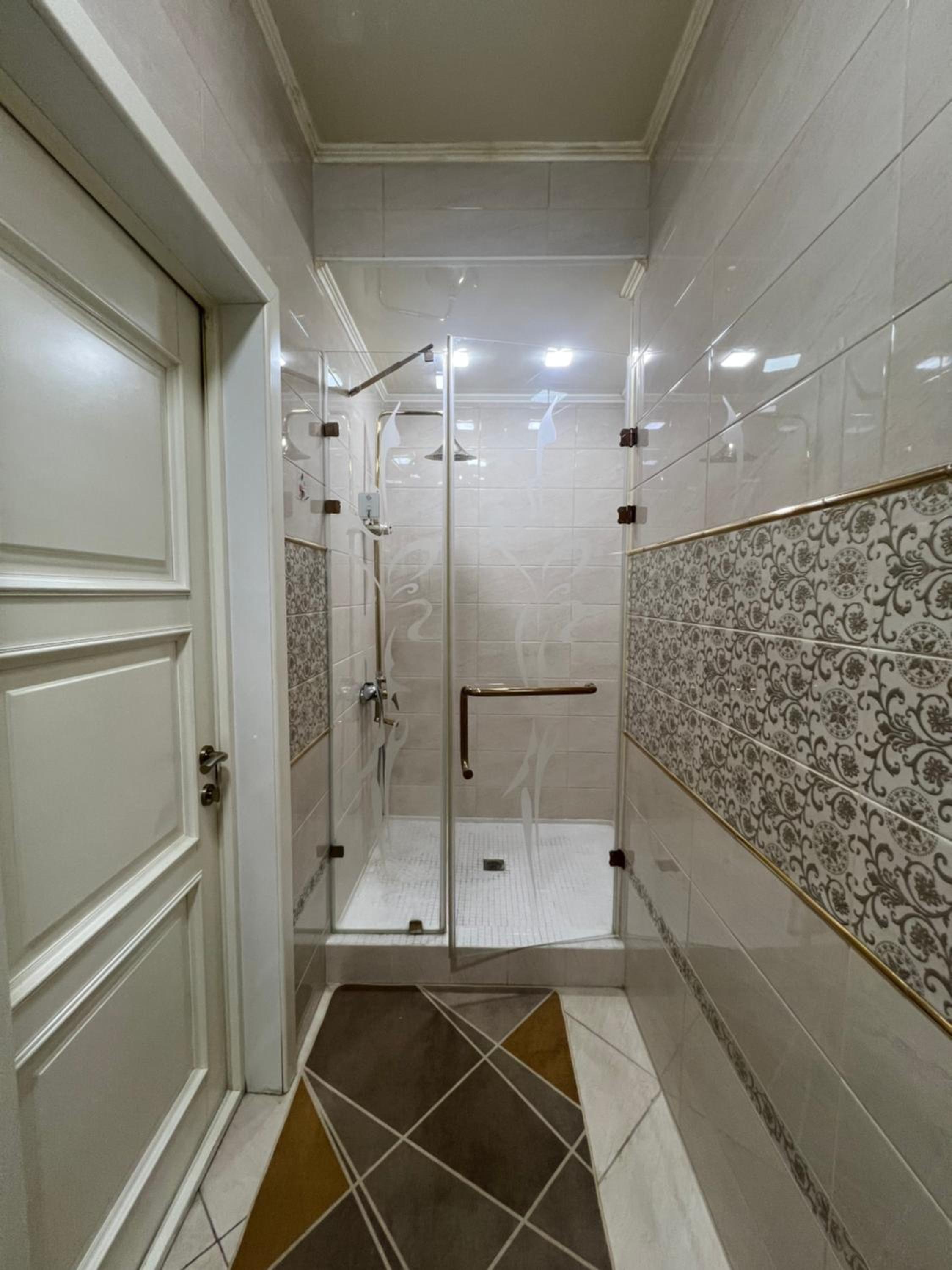 Lux Home view 4