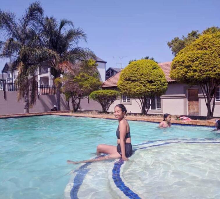 Spacious 3 Bedroom Apartment at Blandford with a Pool view 2