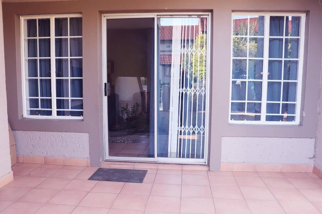 Spacious 3 Bedroom Apartment at Blandford with a Pool view 5