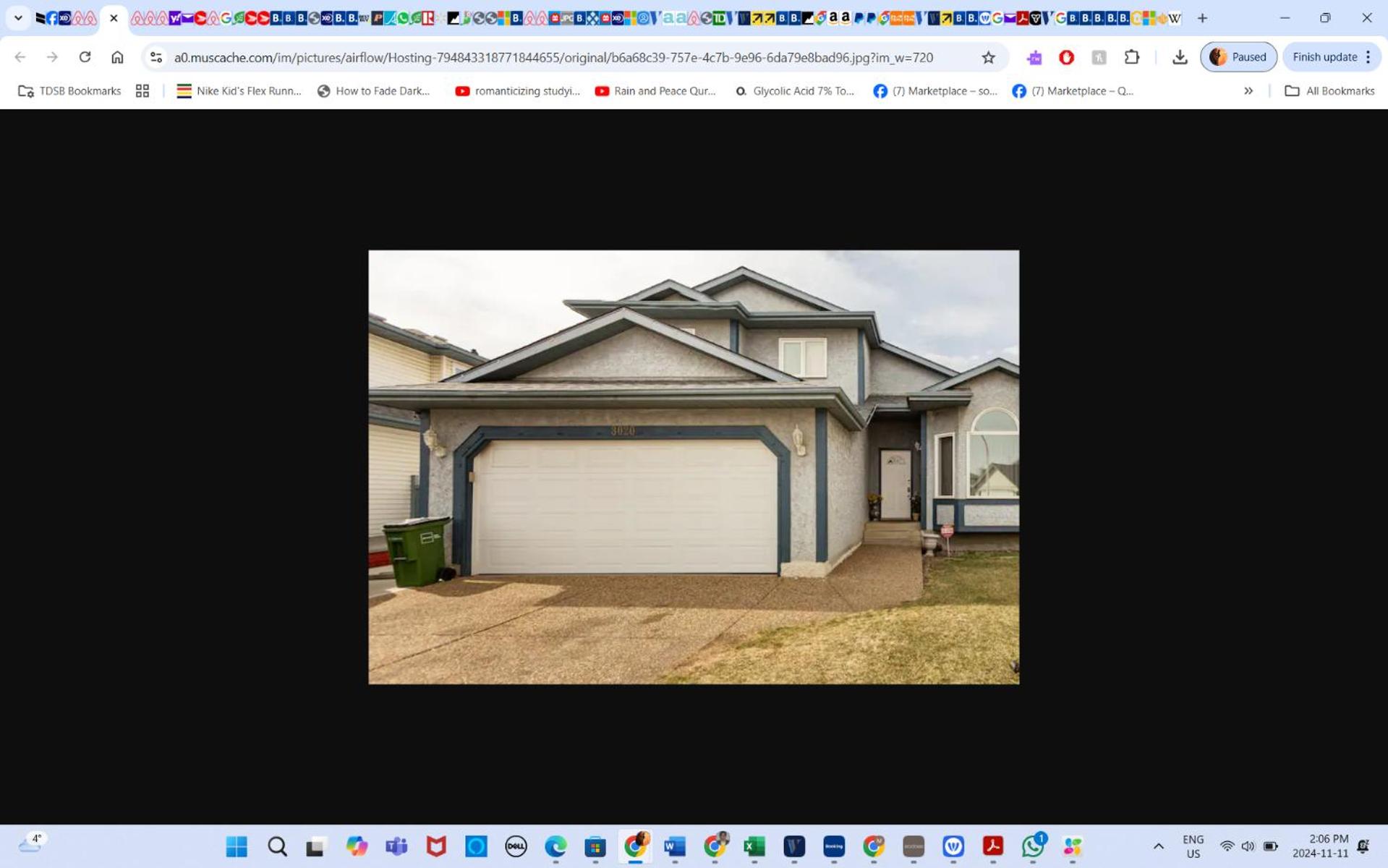 Master Bedroom private bathroom 23 minutes airport