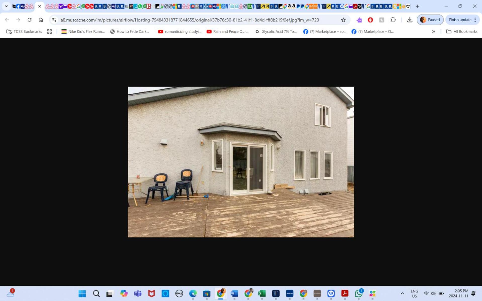 Master Bedroom private bathroom 23 minutes airport
