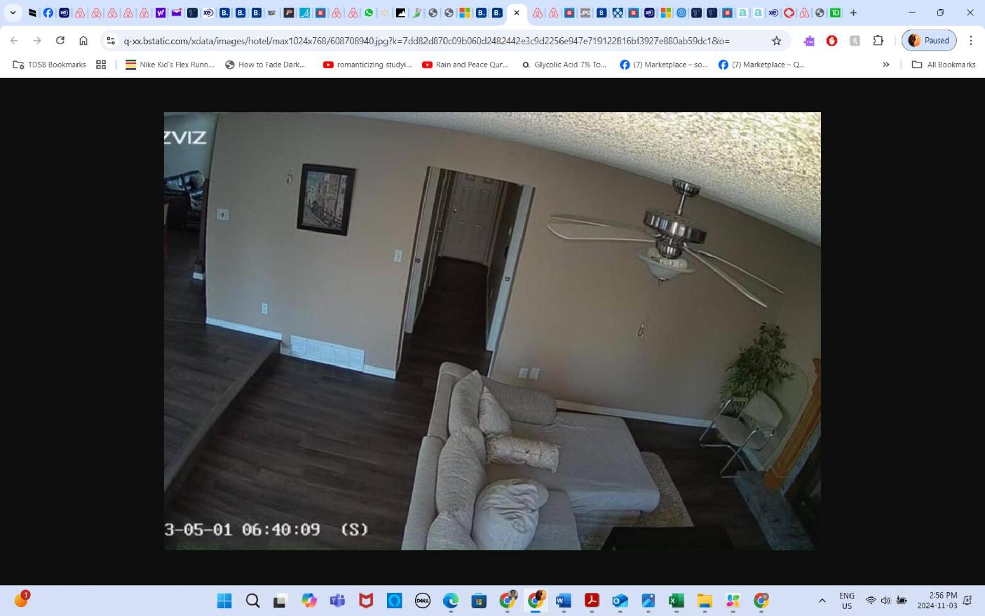 Master Bedroom private bathroom 23 minutes airport