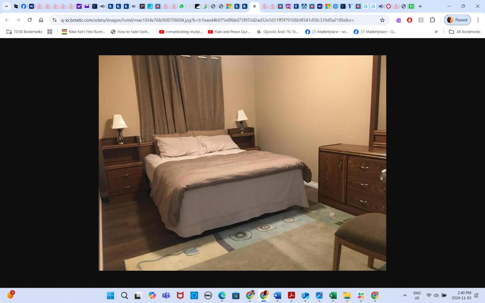 Master Bedroom private bathroom 23 minutes airport