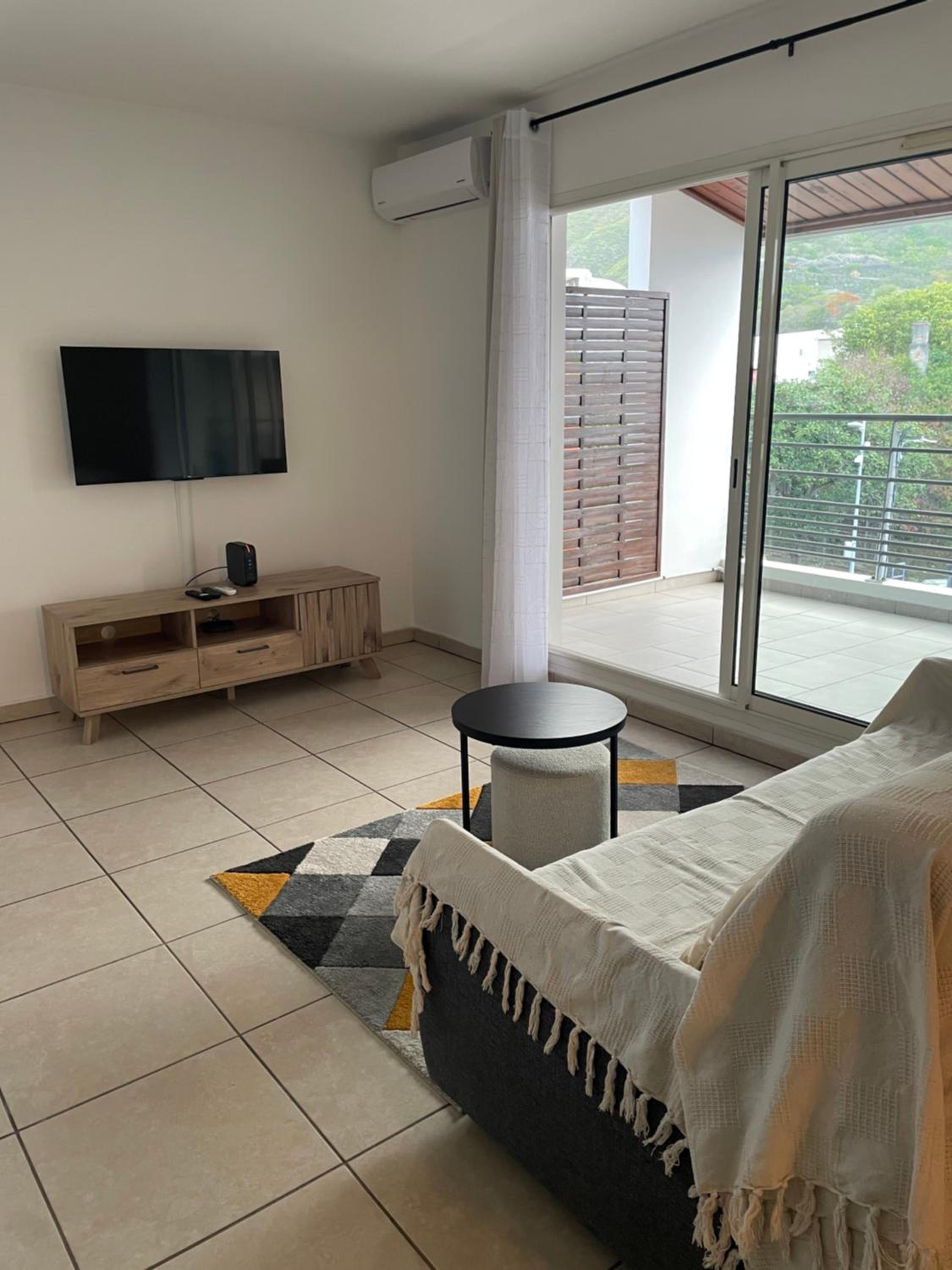 Marquise view 5