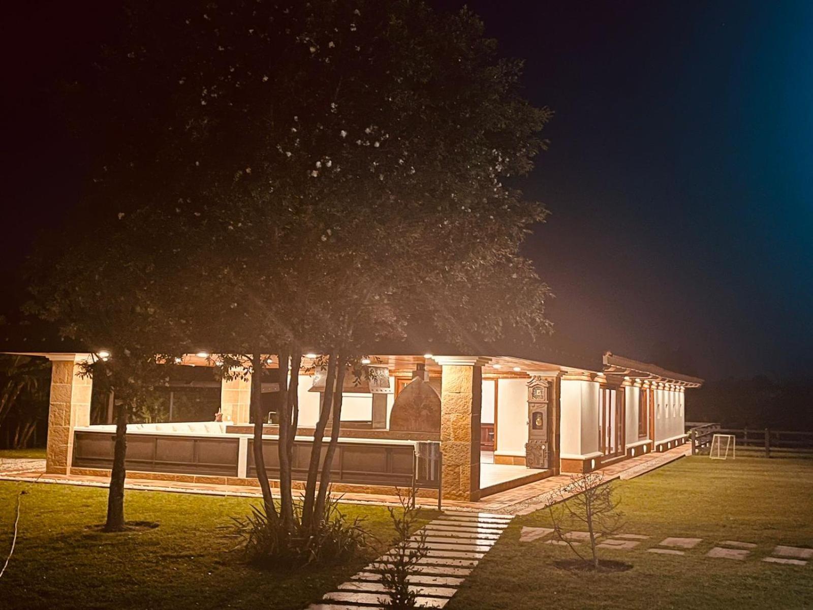 Crypto Hotel Boutique La Reina - Armored Mansion